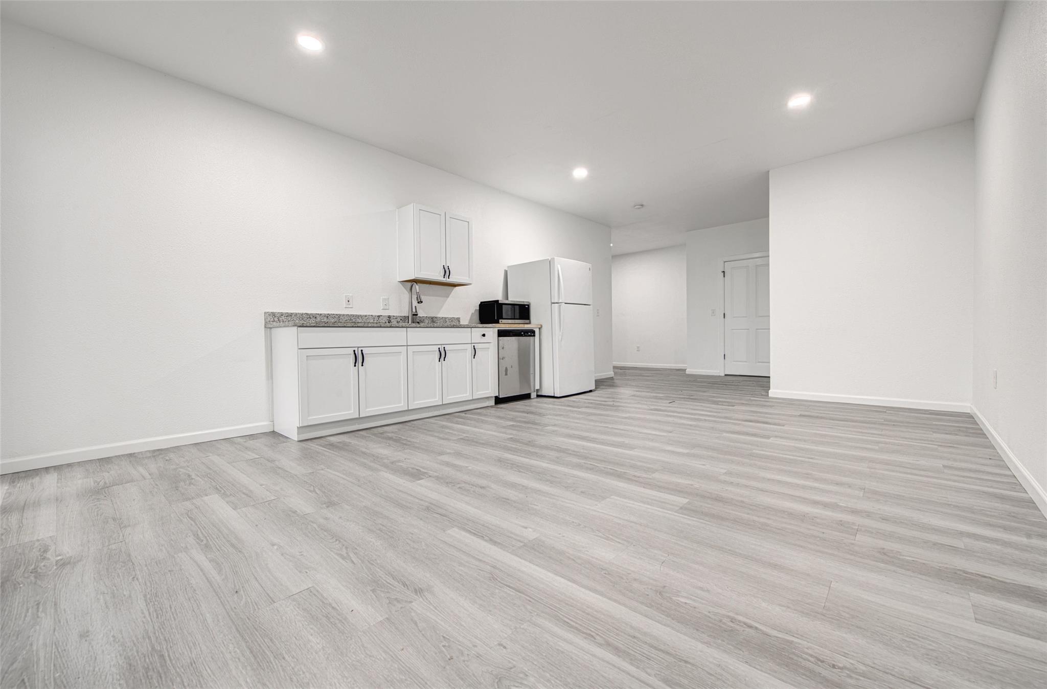 428 Seawind St, Lakeway, TX 78734