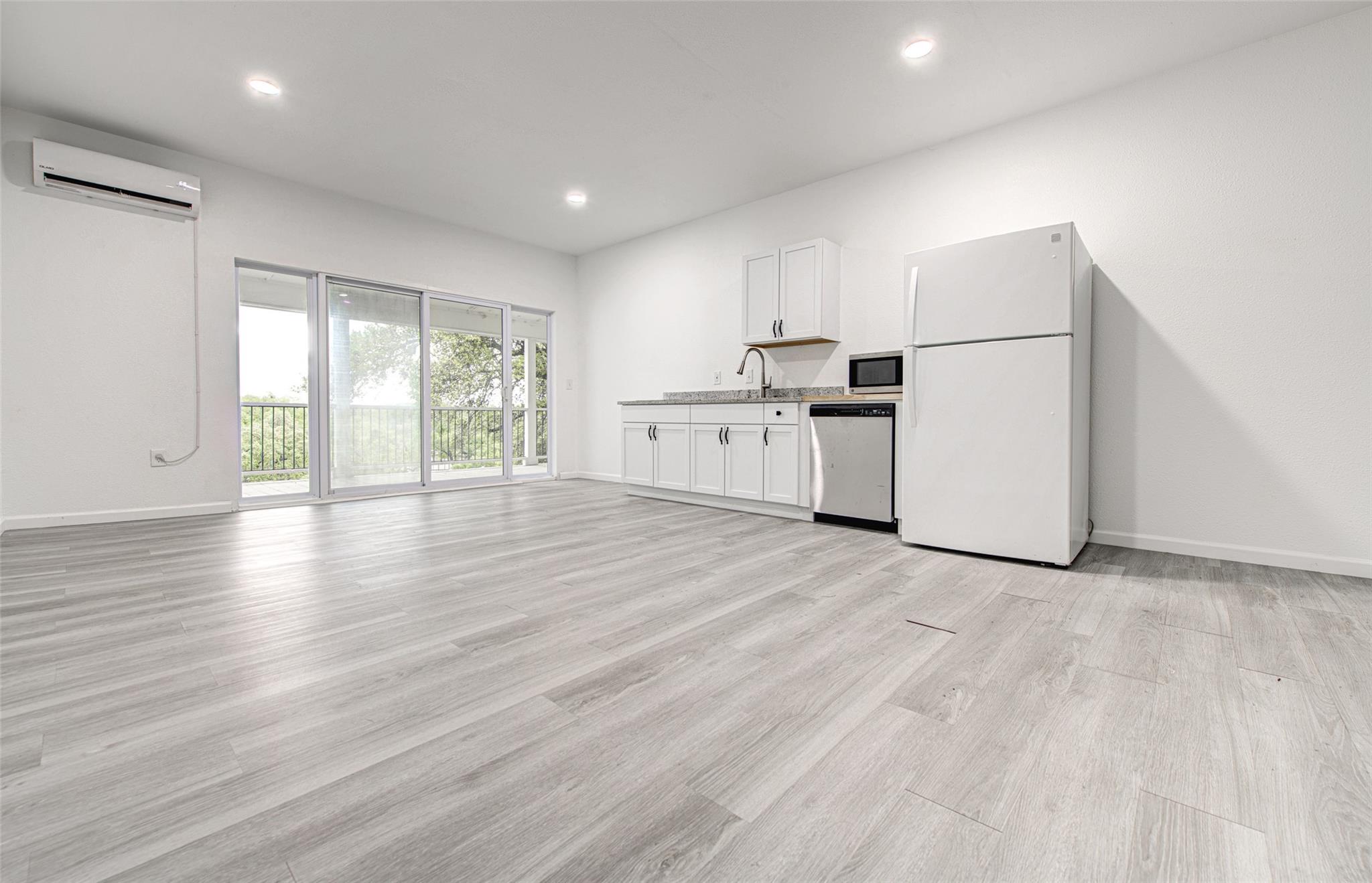 428 Seawind St, Lakeway, TX 78734