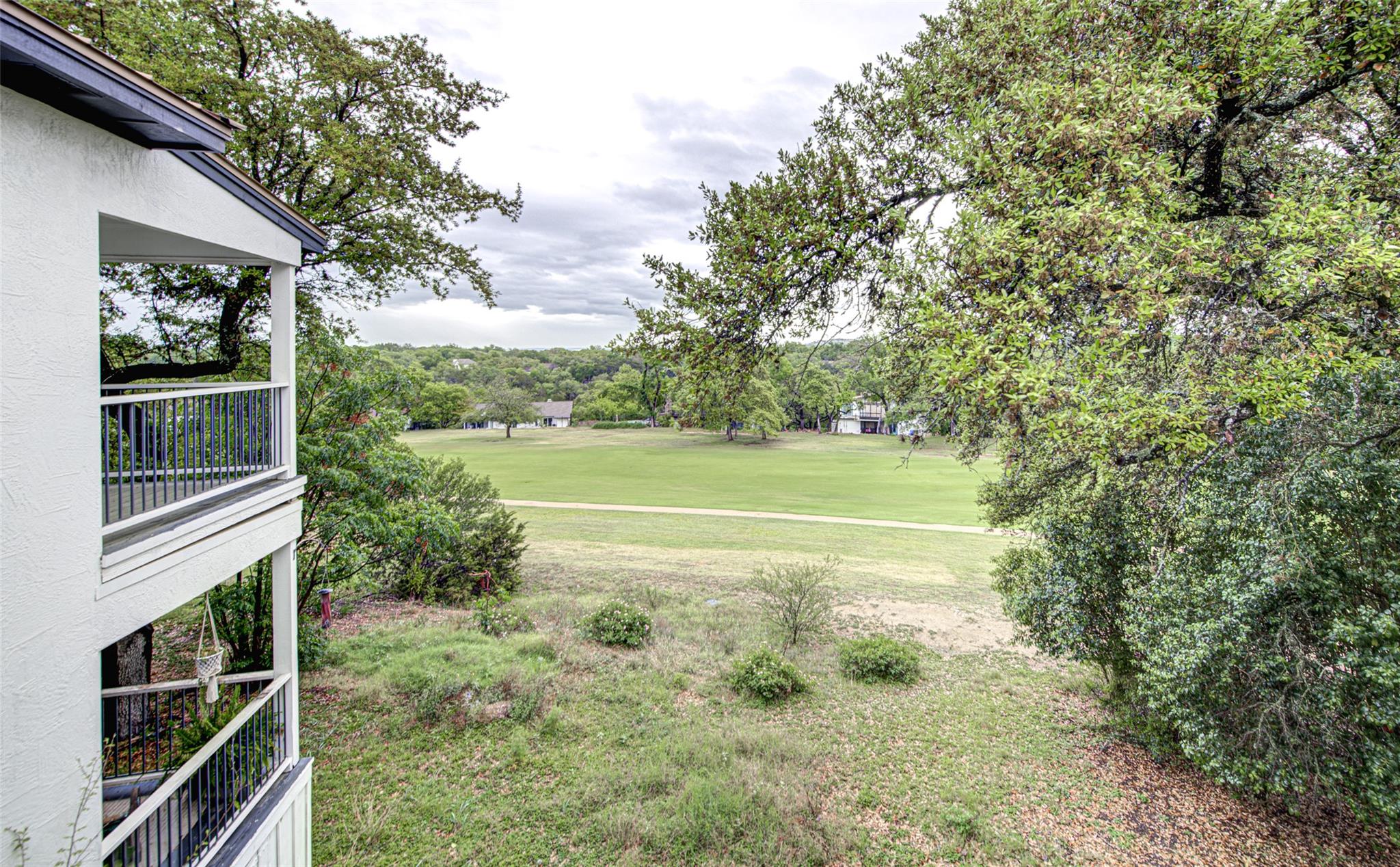 428 Seawind St, Lakeway, TX 78734