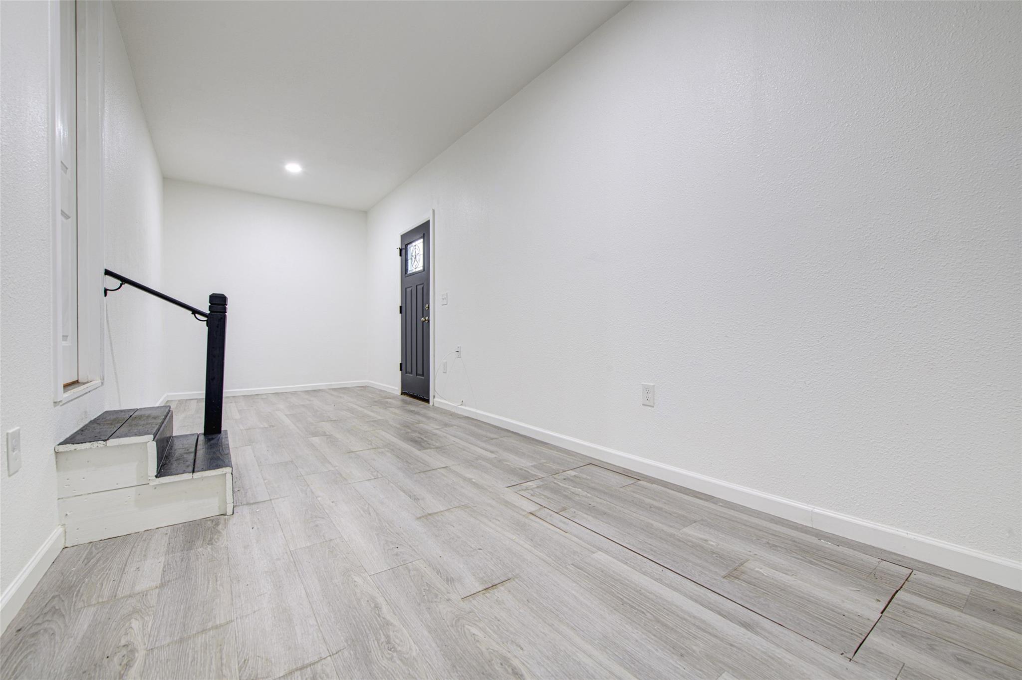 428 Seawind St, Lakeway, TX 78734