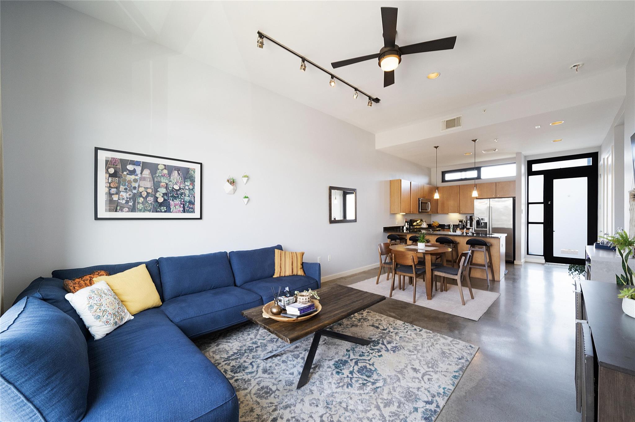 2525 S Lamar Blvd # 304, Austin, TX 78704