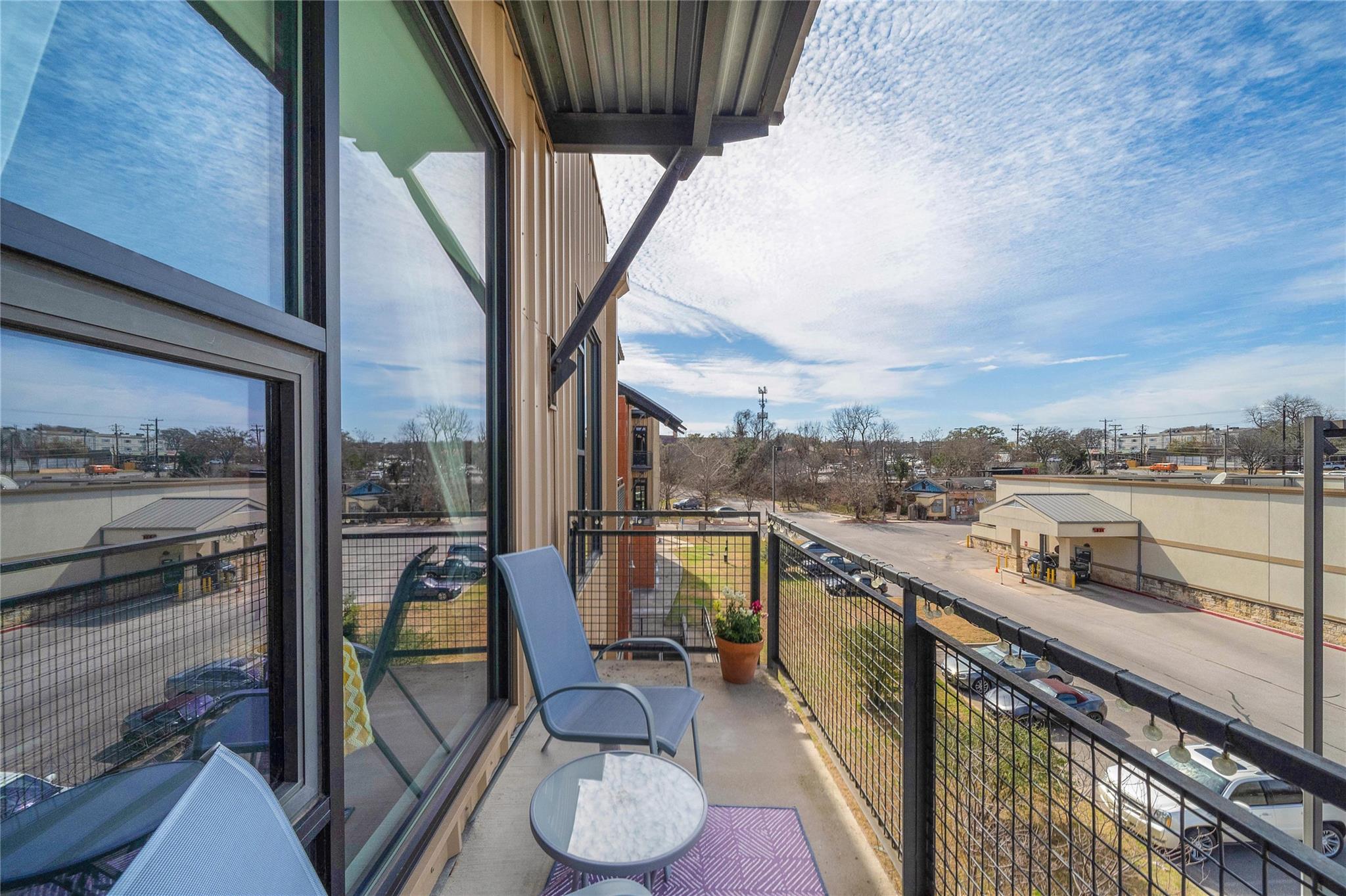 2525 S Lamar Blvd # 304, Austin, TX 78704