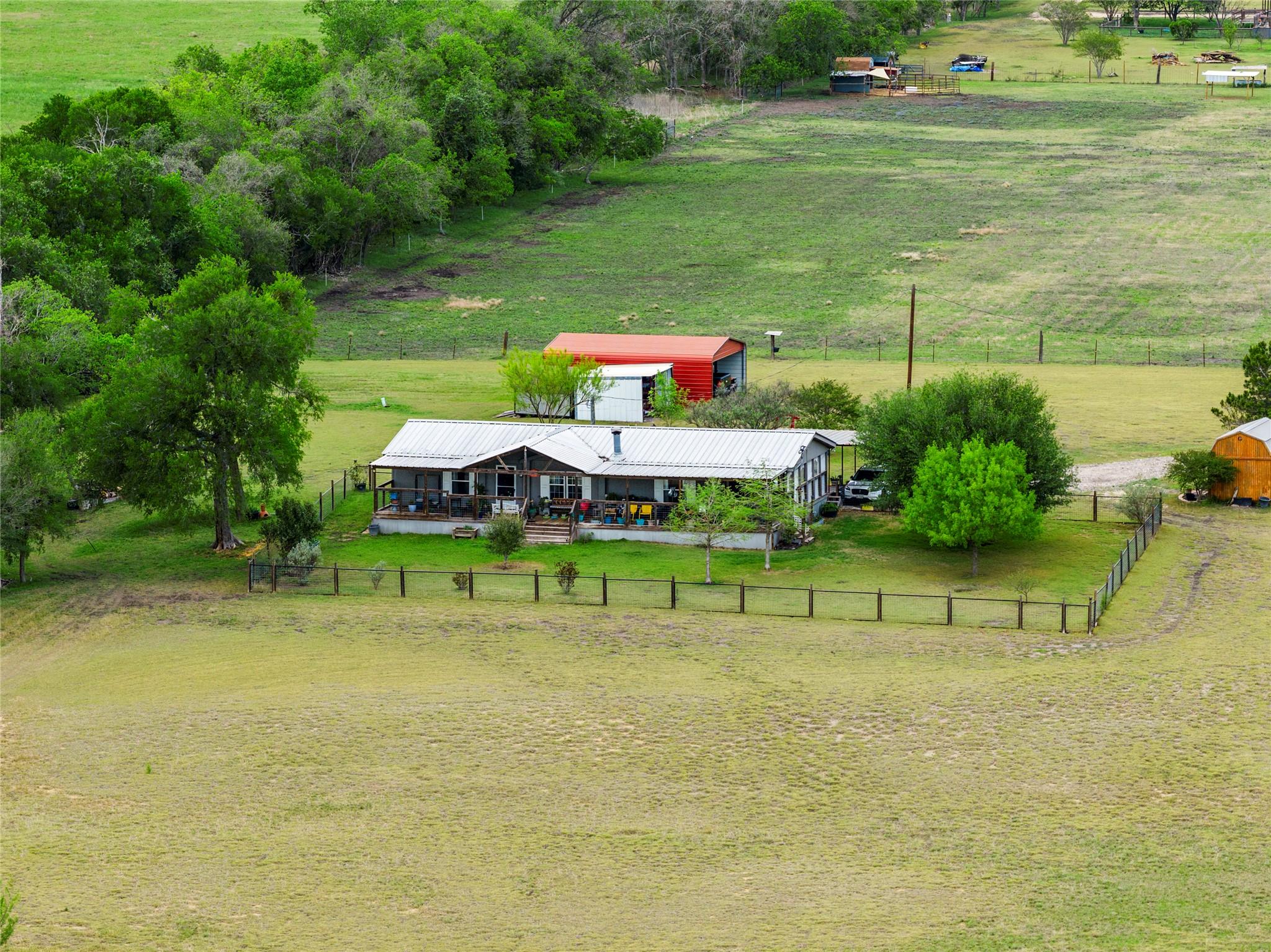 820 County Road 454, Taylor, TX 78615