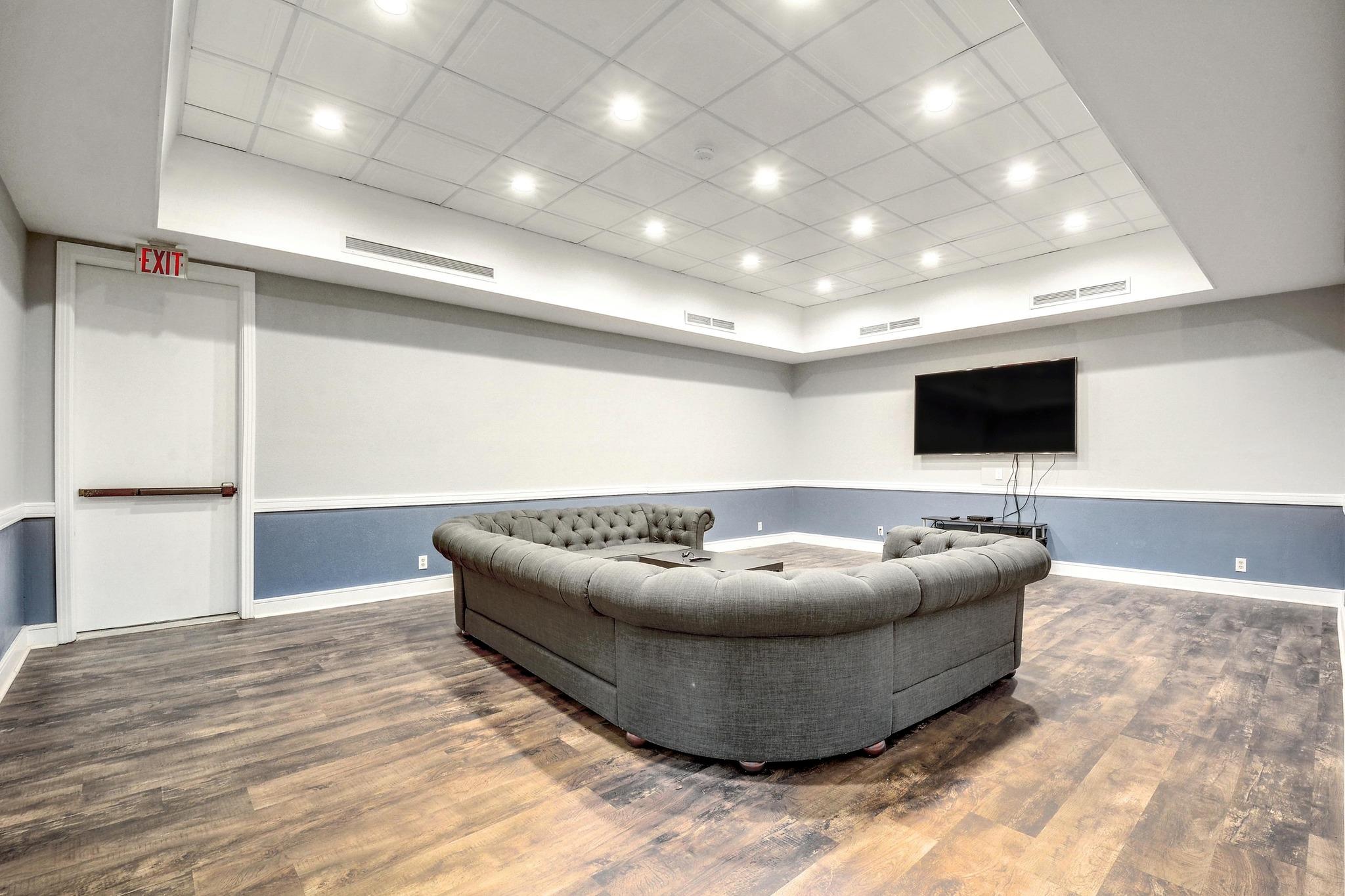 935 La Posada Dr # 128, Austin, TX 78752