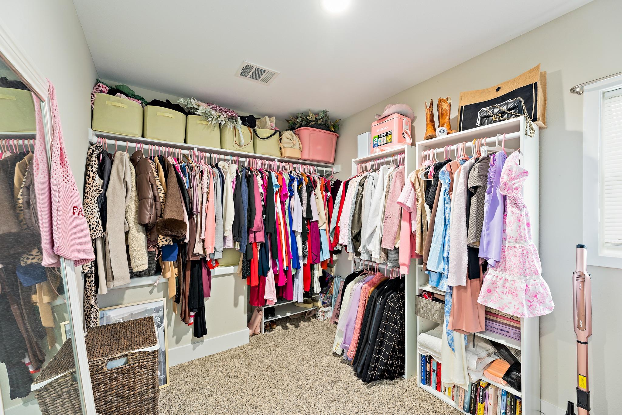 935 La Posada Dr # 128, Austin, TX 78752