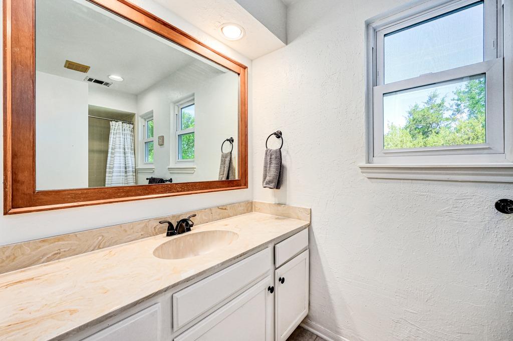 42 Cypress Pt, Wimberley, TX 78676