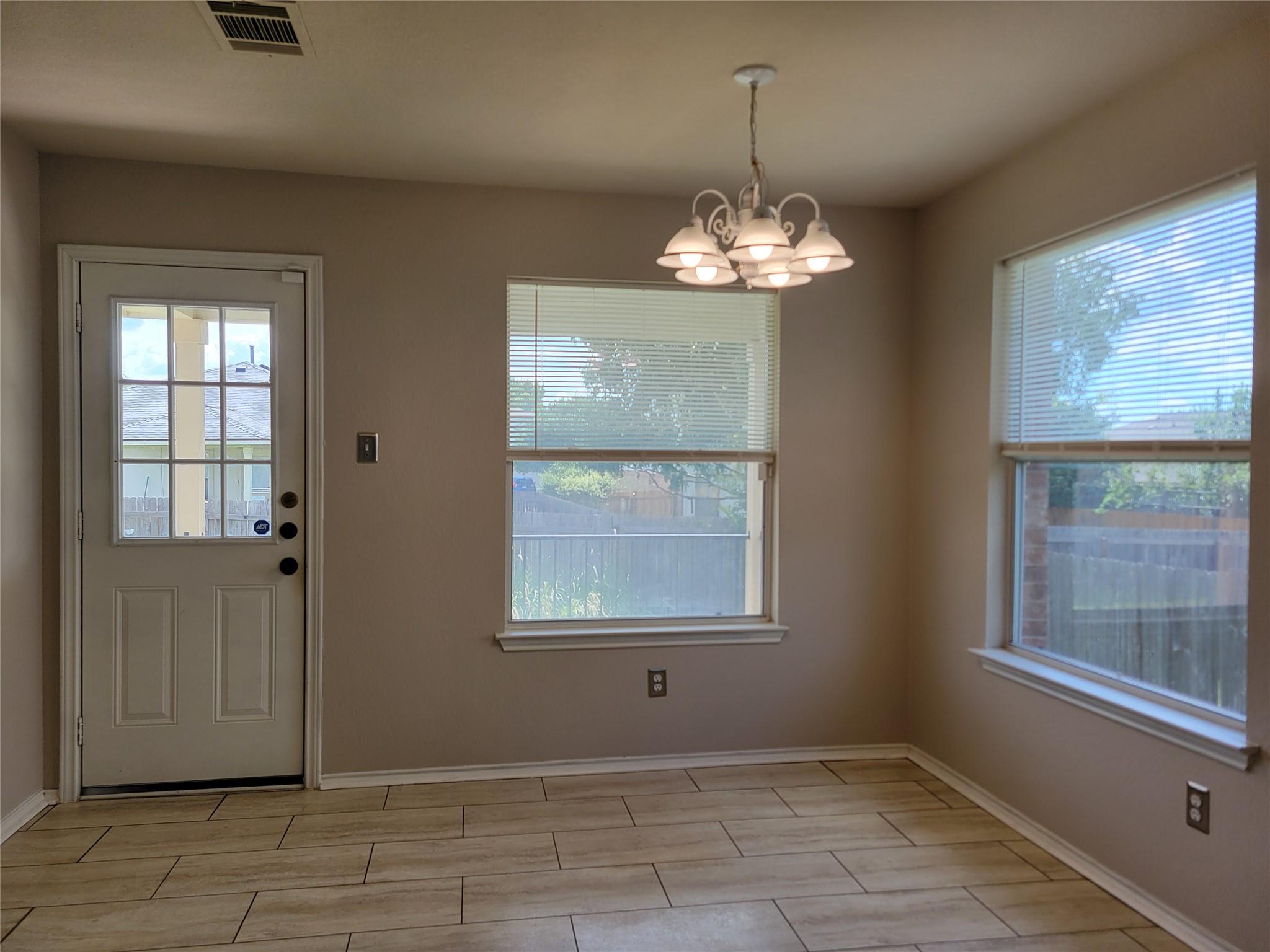 1005 Burgess Dr, Leander, TX 78641