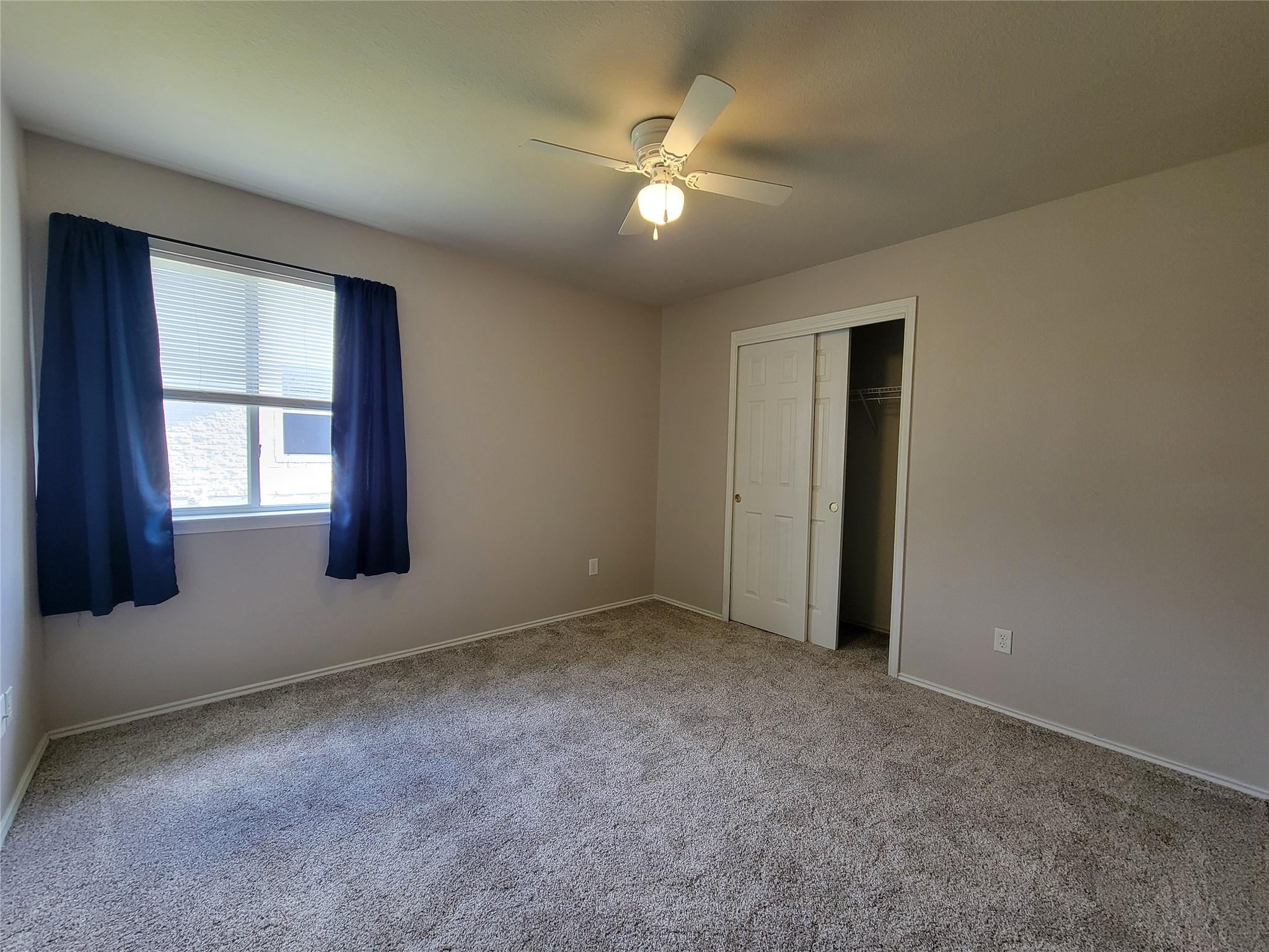1005 Burgess Dr, Leander, TX 78641