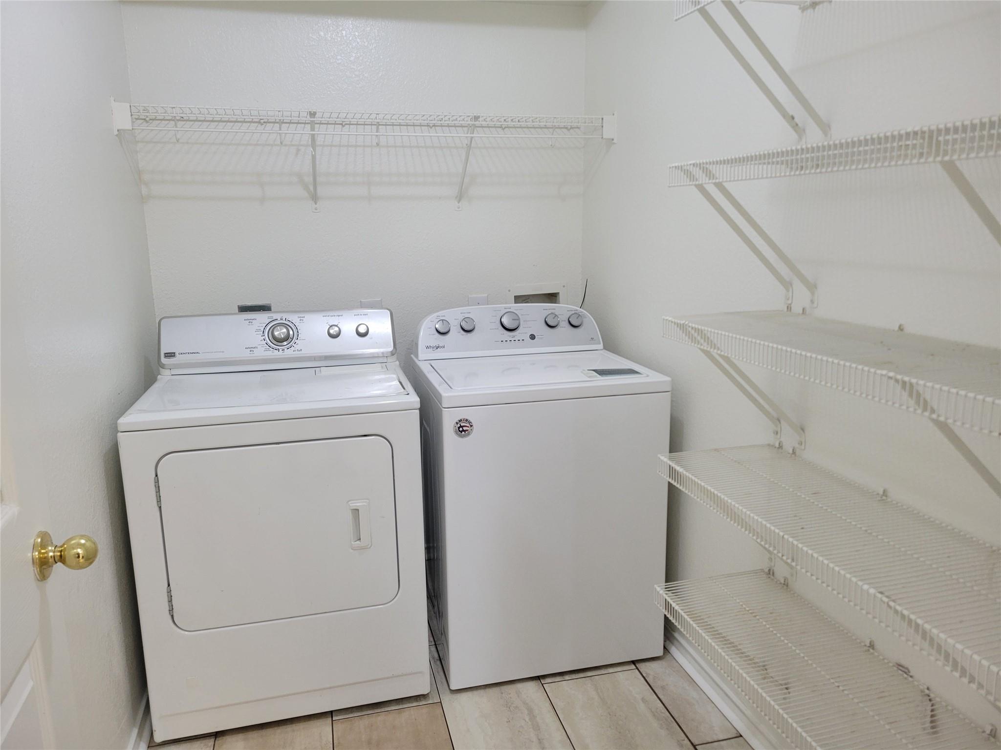 1005 Burgess Dr, Leander, TX 78641
