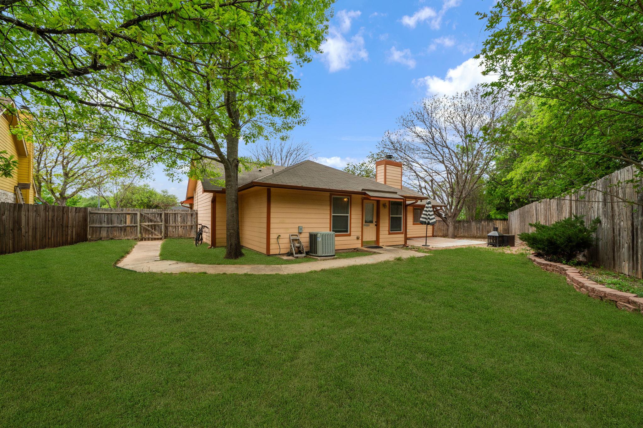 1912 Yaupon Trl, Cedar Park, TX 78613