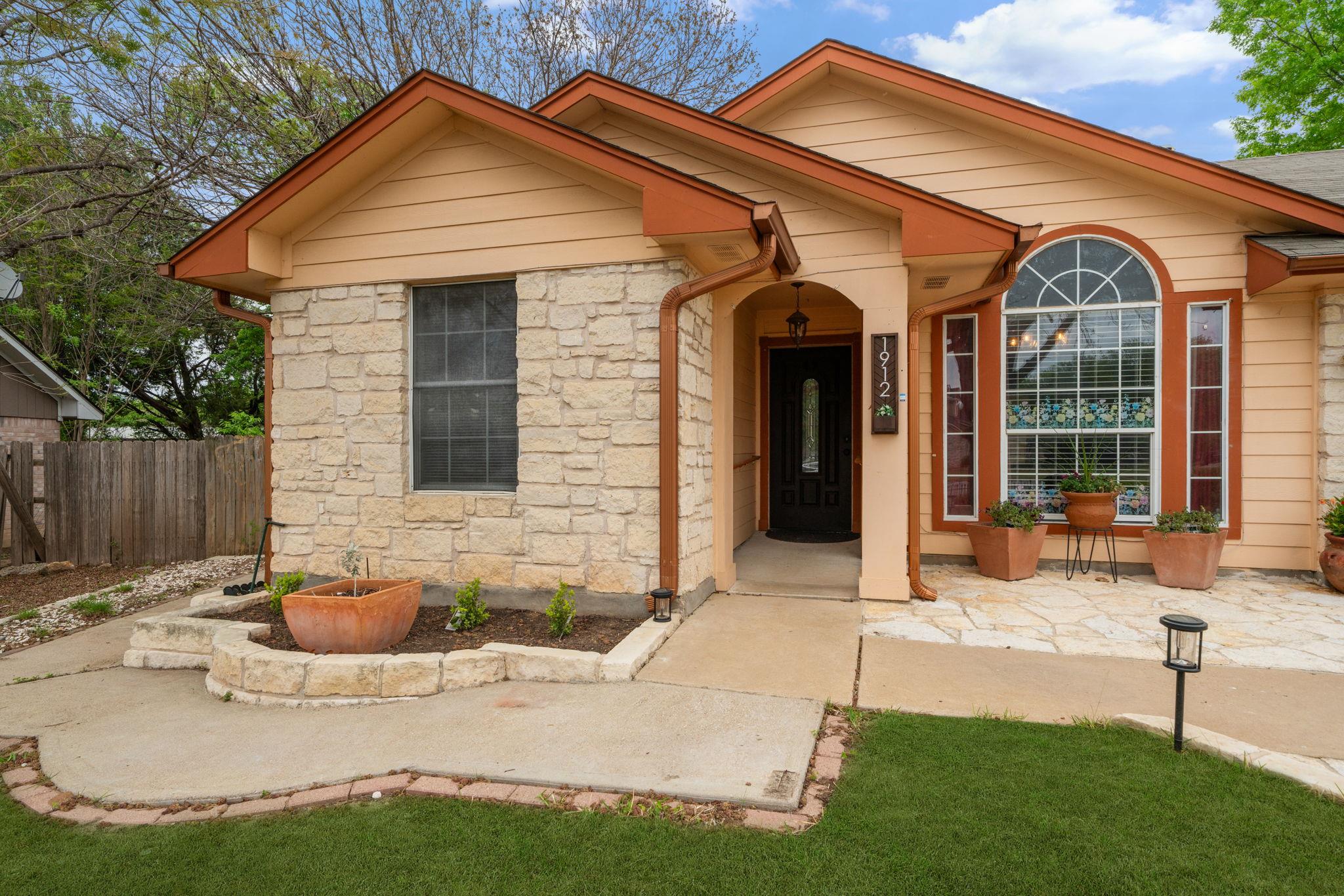 1912 Yaupon Trl, Cedar Park, TX 78613
