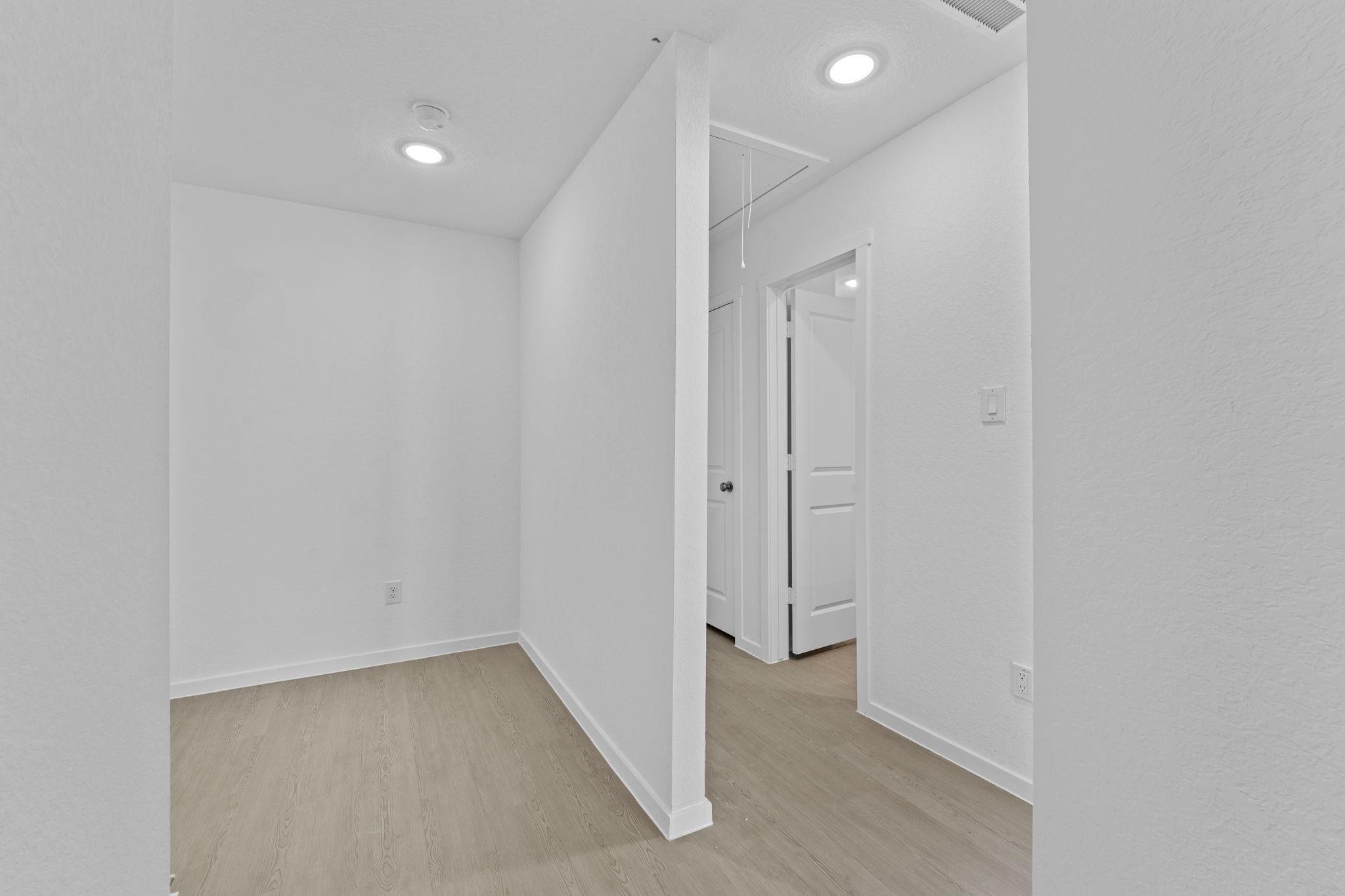 105 Ellendale Pl, Fredericksburg, TX 78624