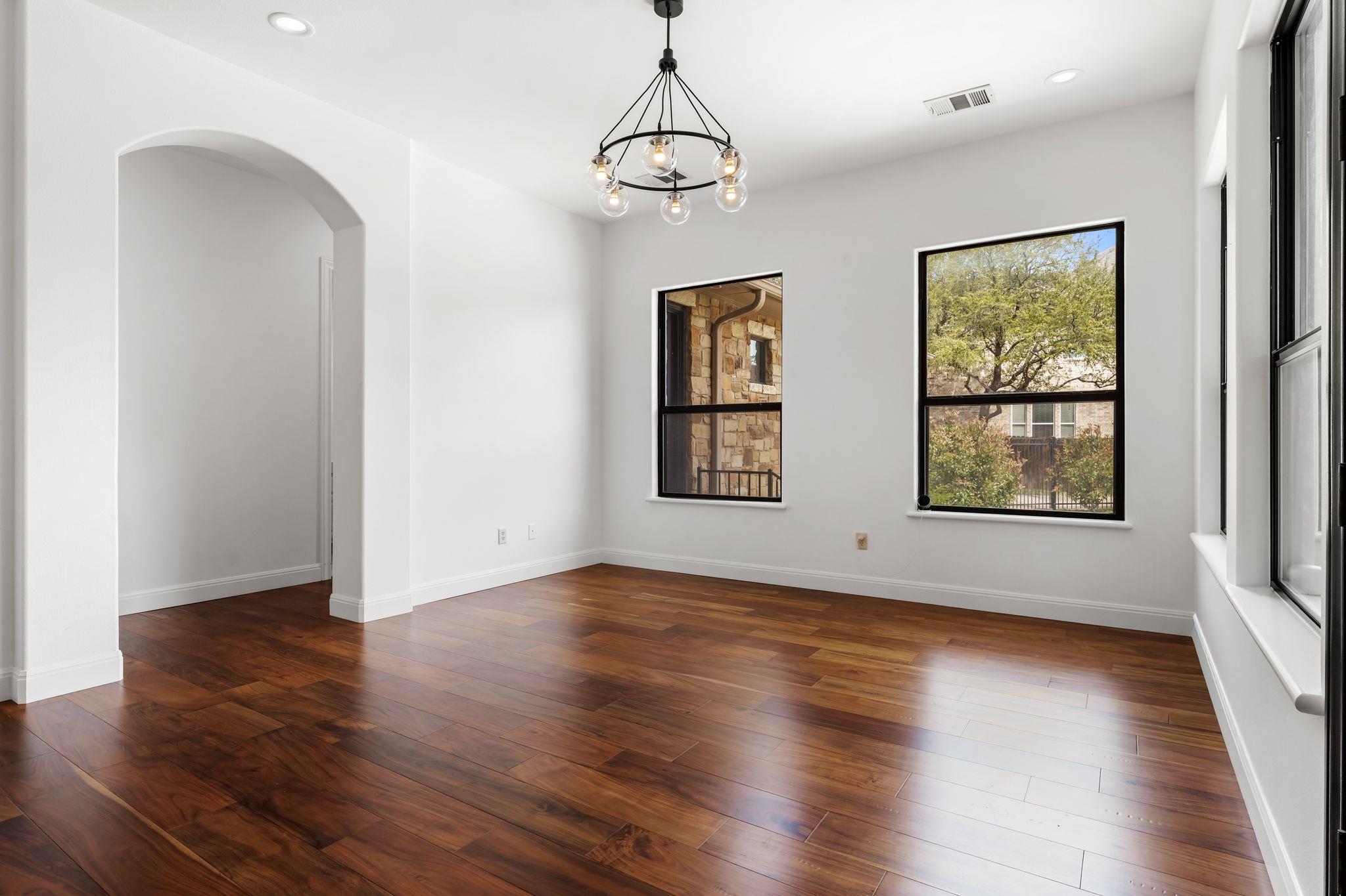 2633 Collingwood Dr, Round Rock, TX 78665