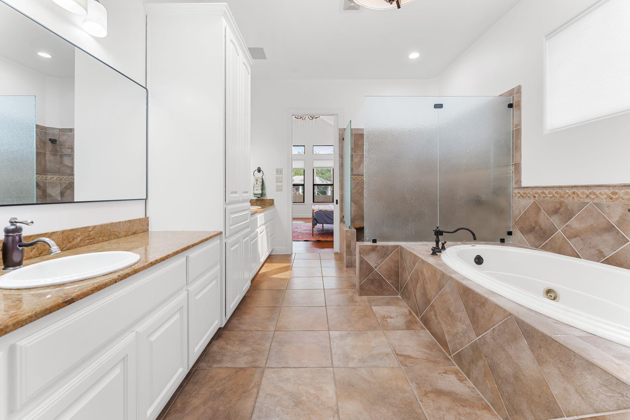 2633 Collingwood Dr, Round Rock, TX 78665