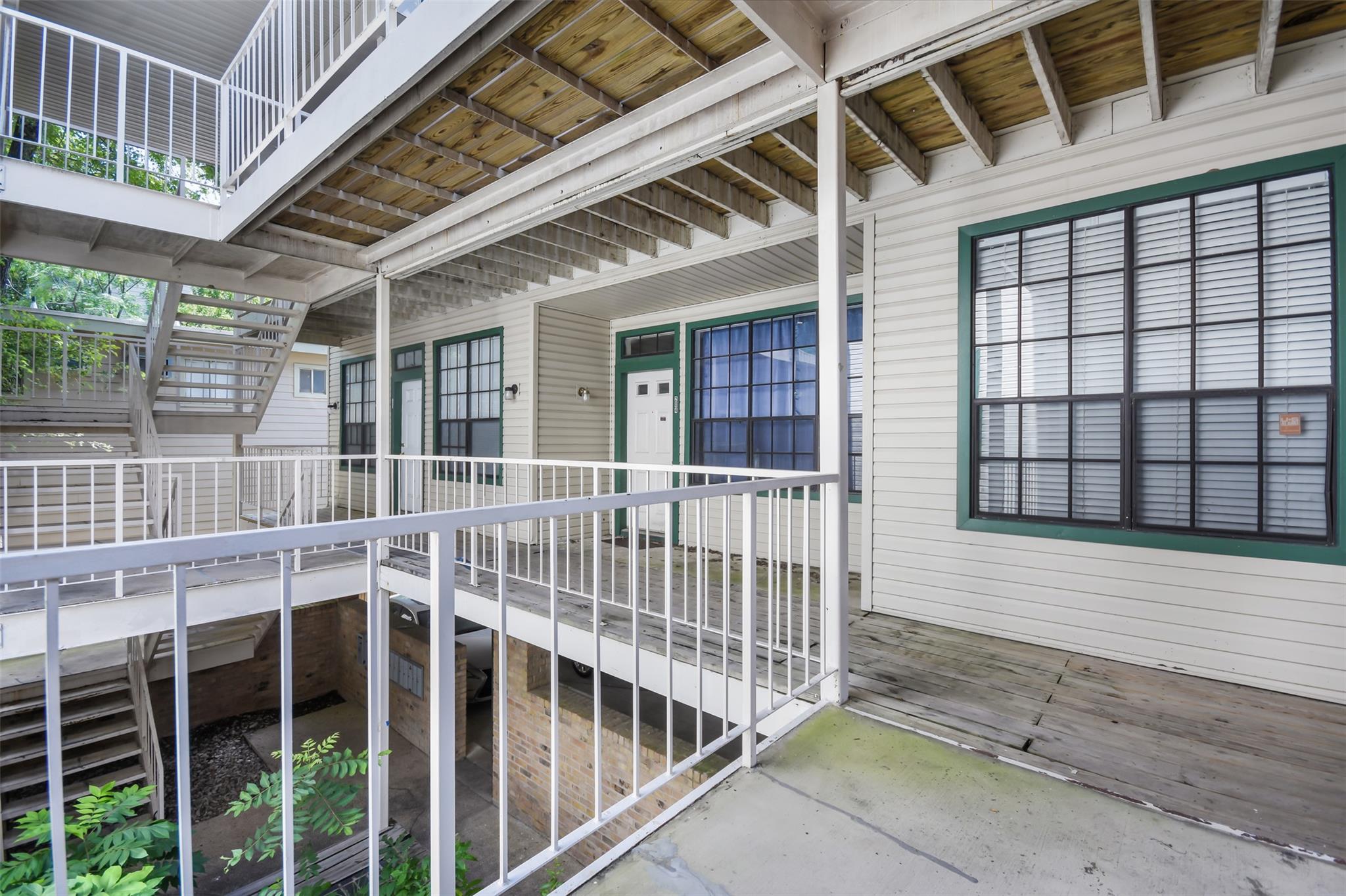 2300 Leon St # 205, Austin, TX 78705