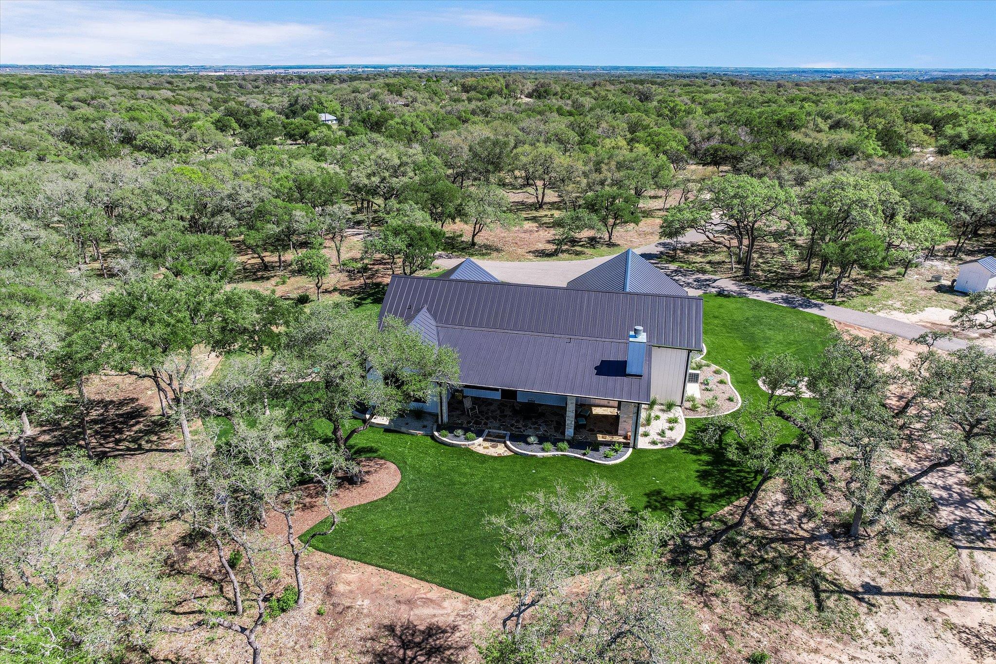 130 Thousand Oaks Loop, San Marcos, TX 78666