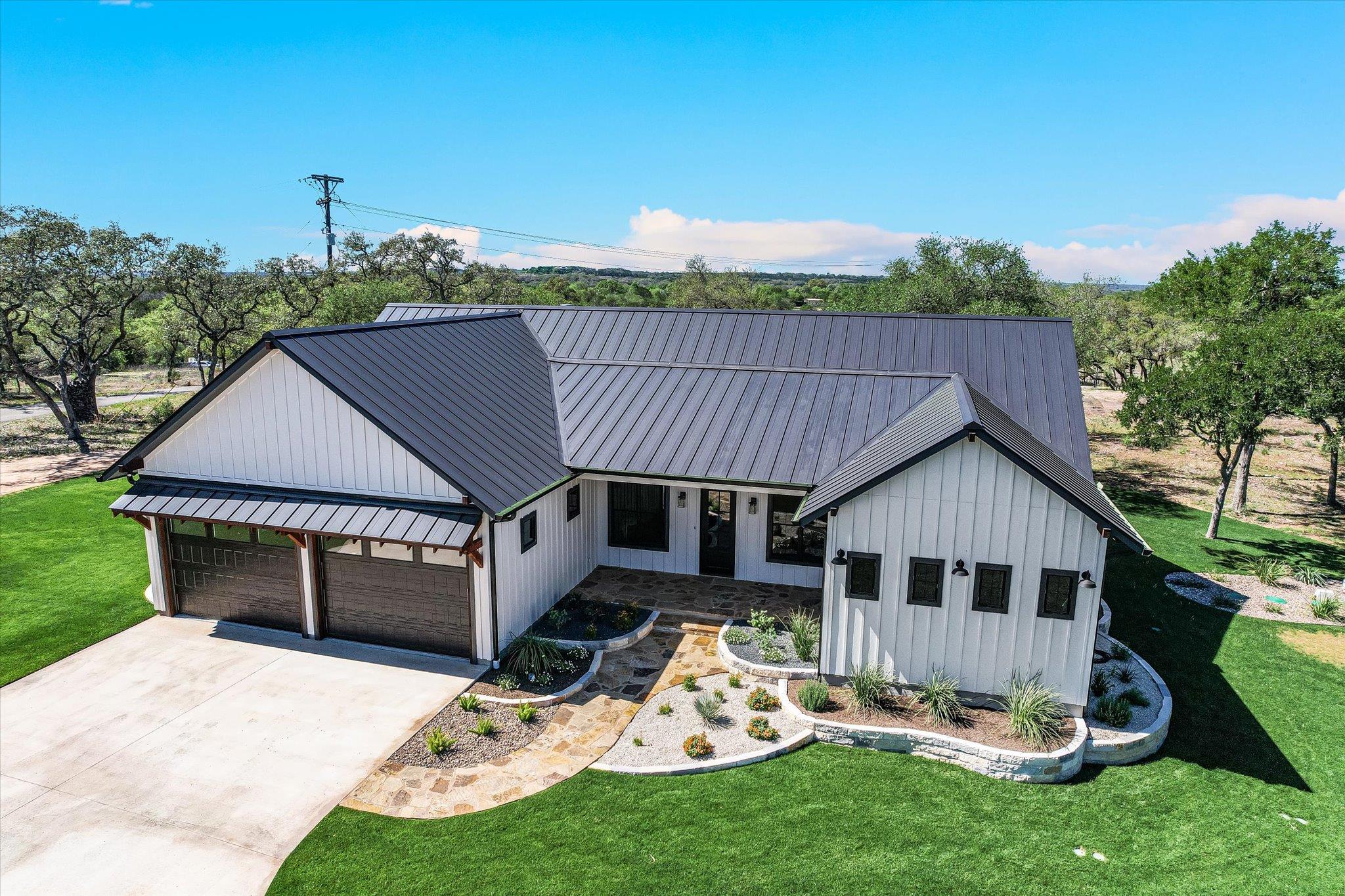 130 Thousand Oaks Loop, San Marcos, TX 78666