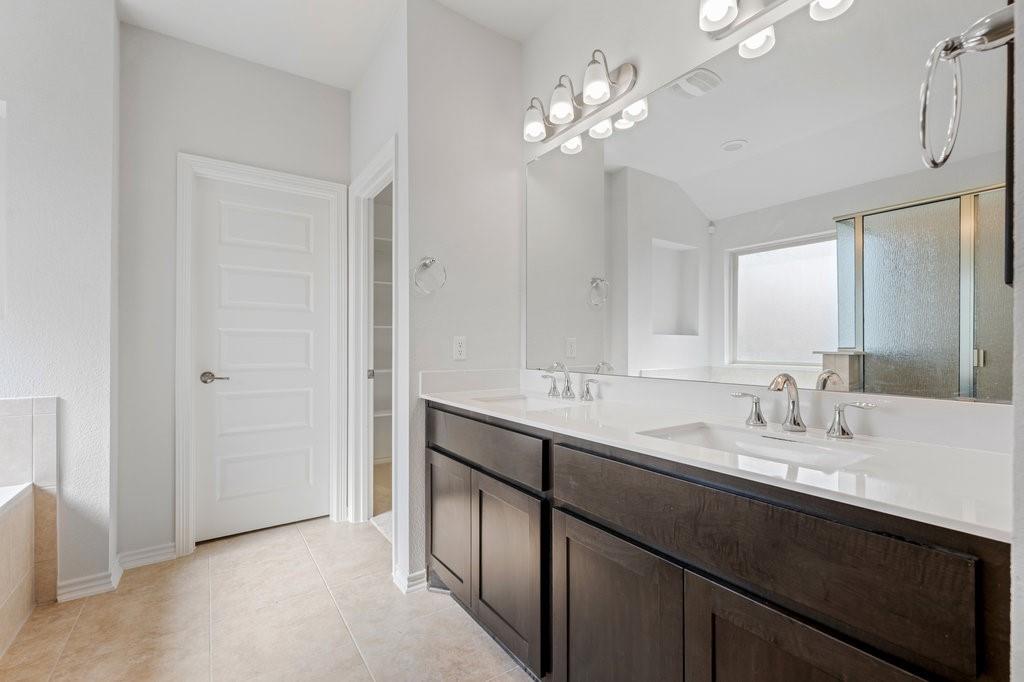 14410 McCoy Loop # 37, Austin, TX 78717