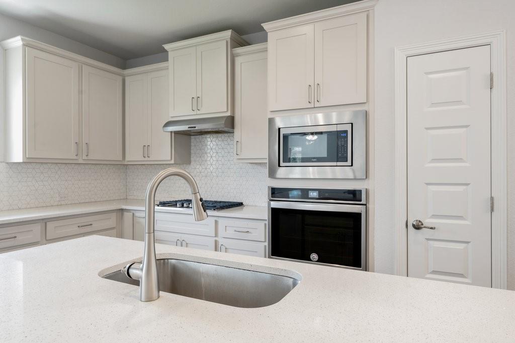 14410 McCoy Loop # 37, Austin, TX 78717