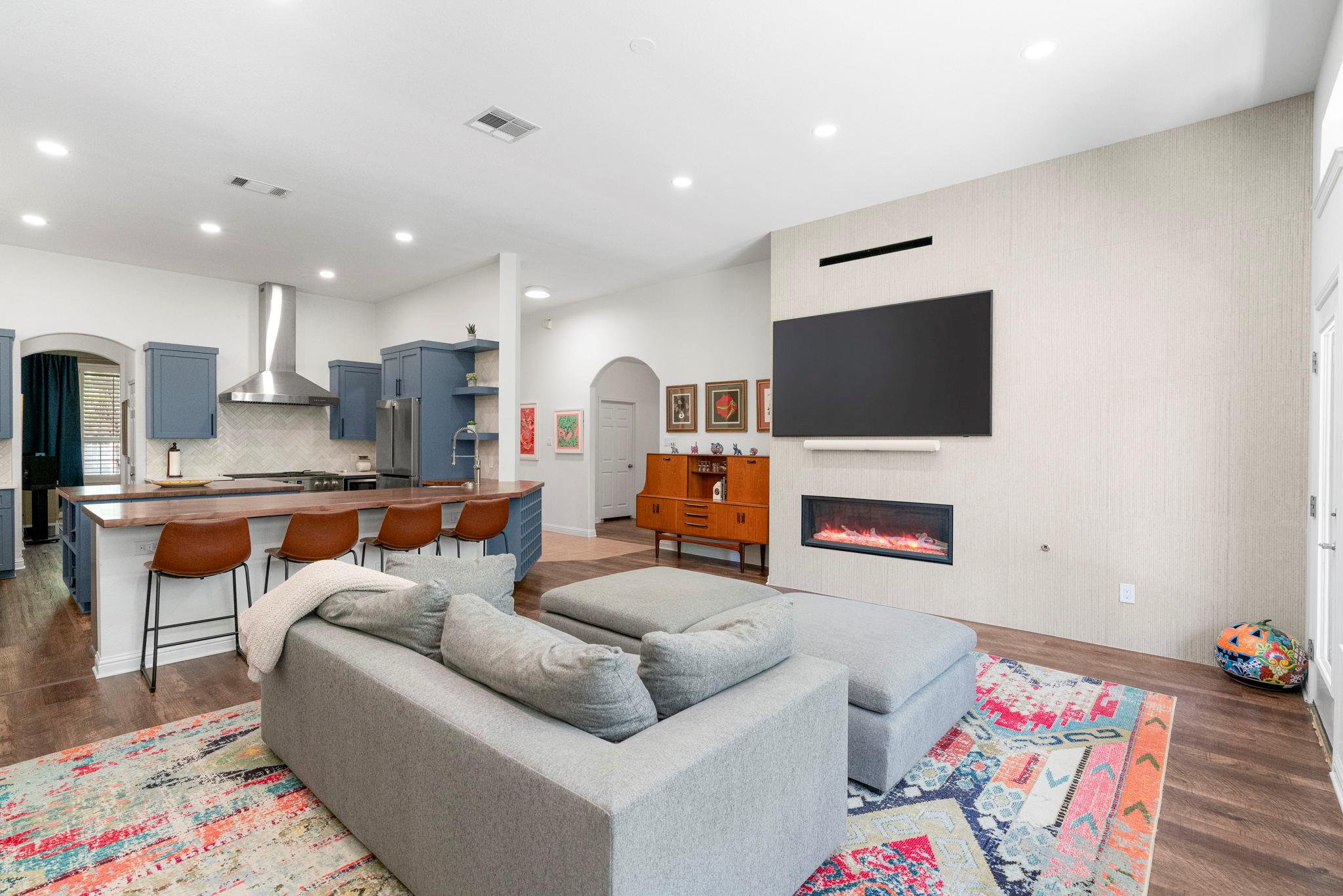 11225 Maelin Dr, Austin, TX 78739