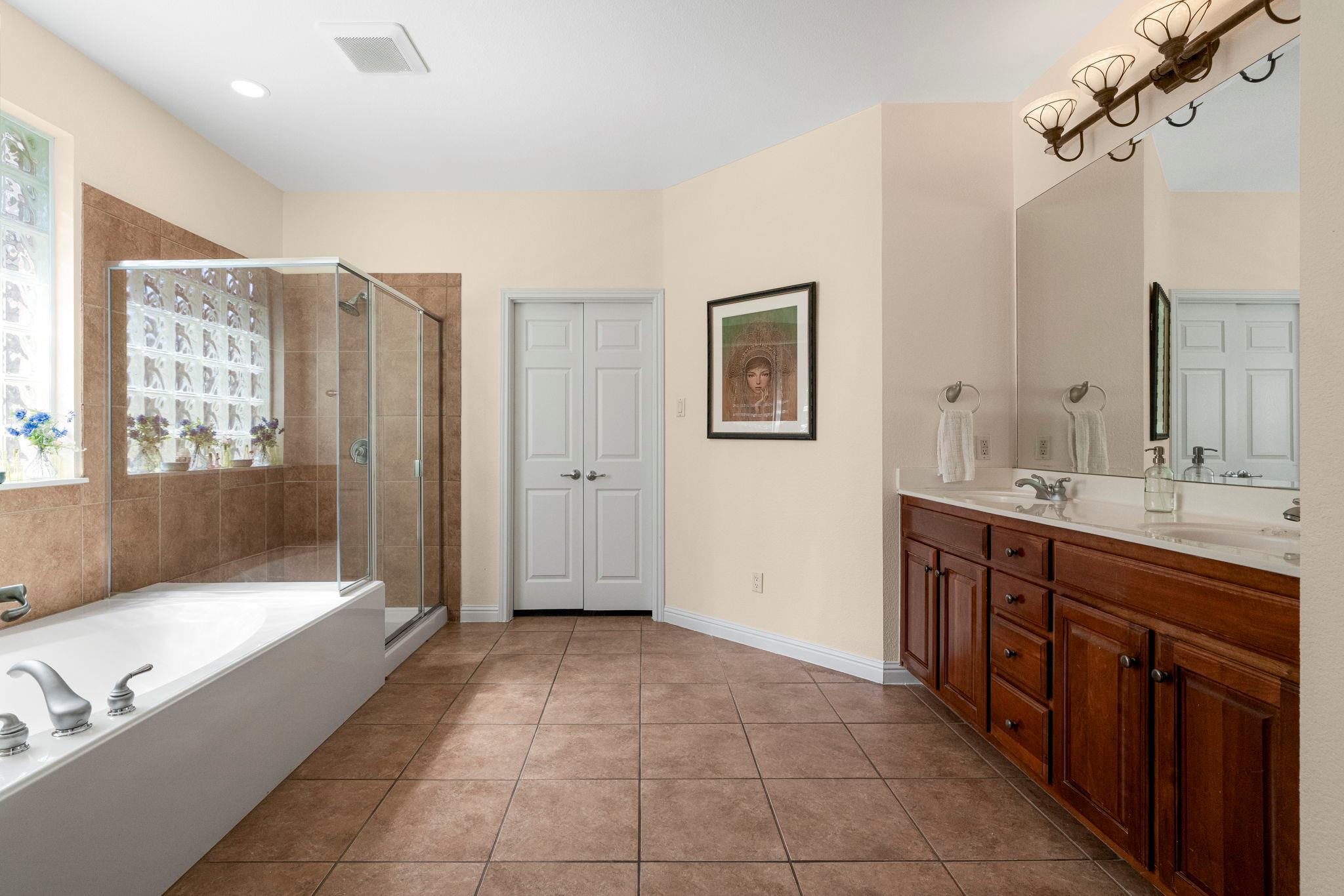 11225 Maelin Dr, Austin, TX 78739