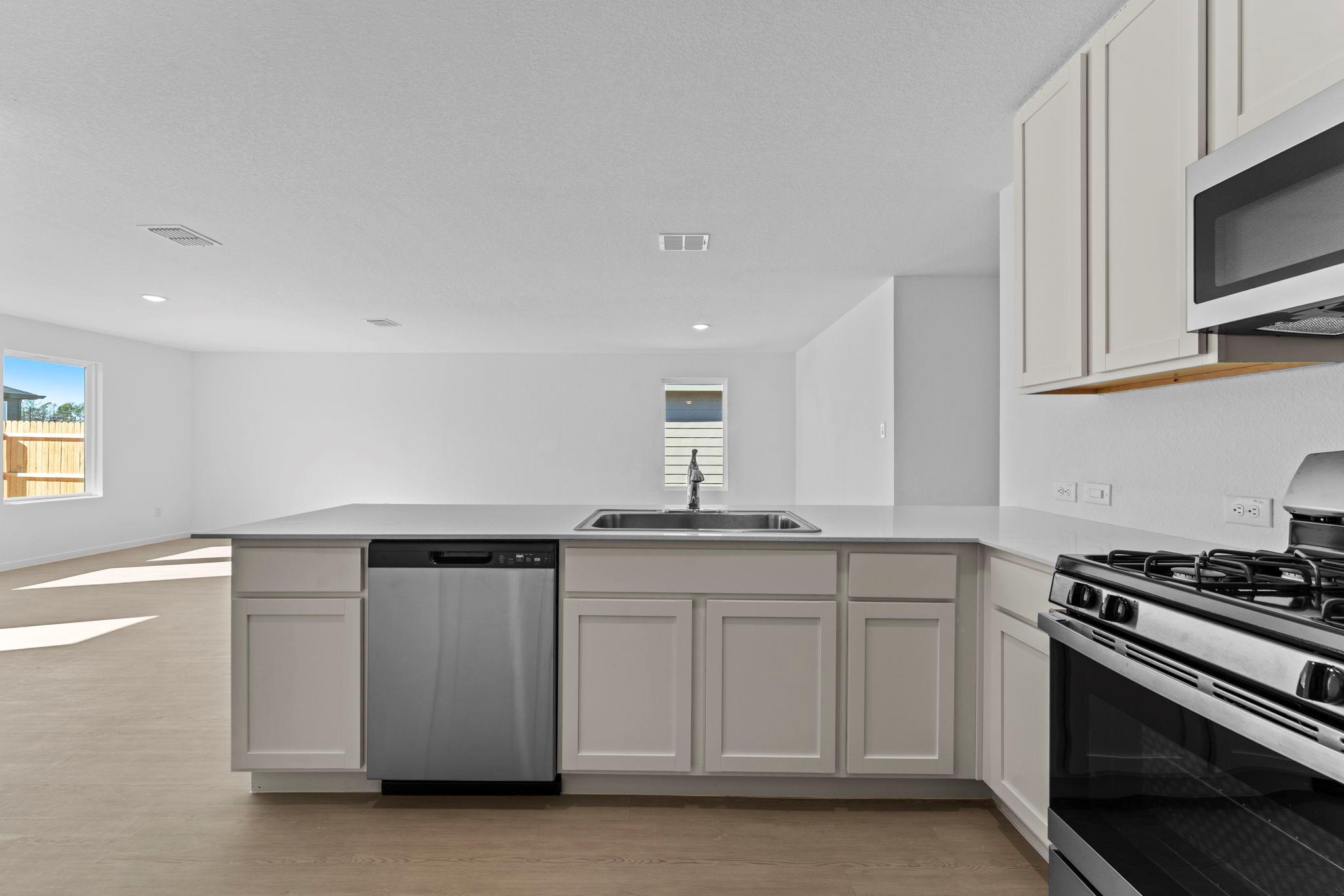 103 Ellendale Pl, Fredericksburg, TX 78624