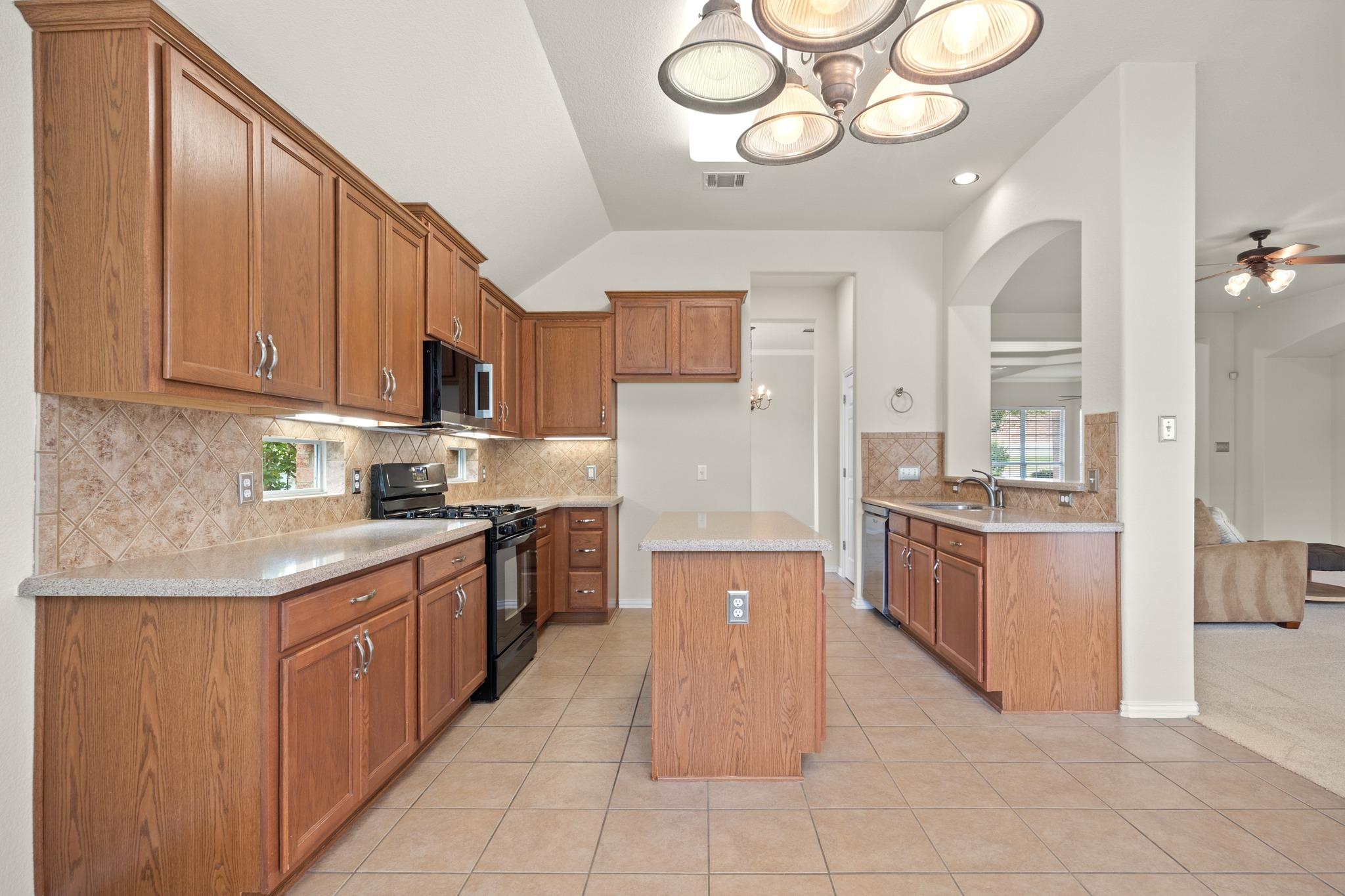 1305 Red Stag Pl, Round Rock, TX 78665