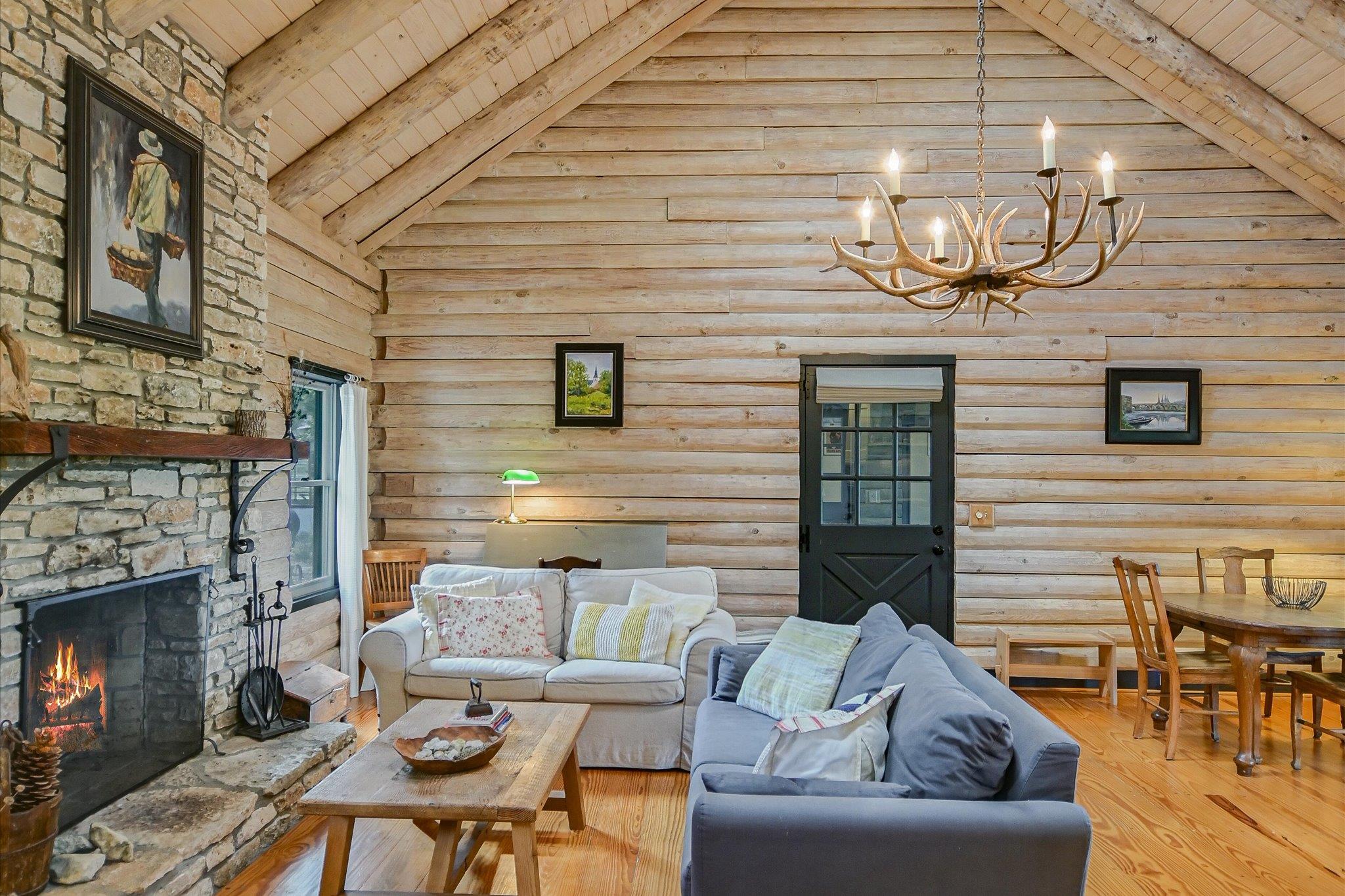 707 Deer Lake Rd, Wimberley, TX 78676