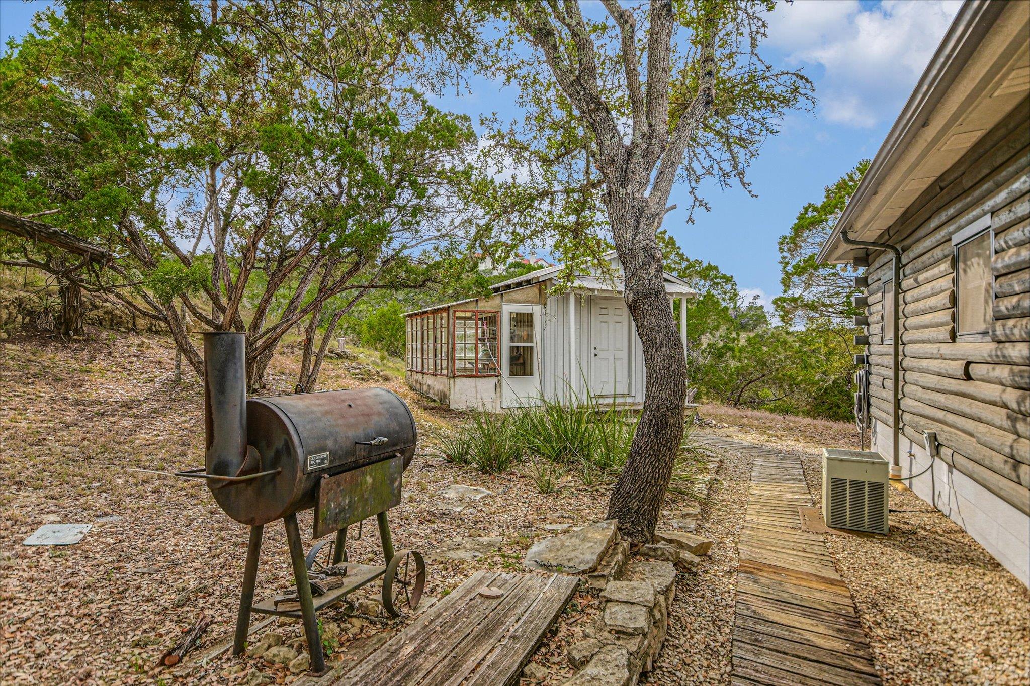 707 Deer Lake Rd, Wimberley, TX 78676