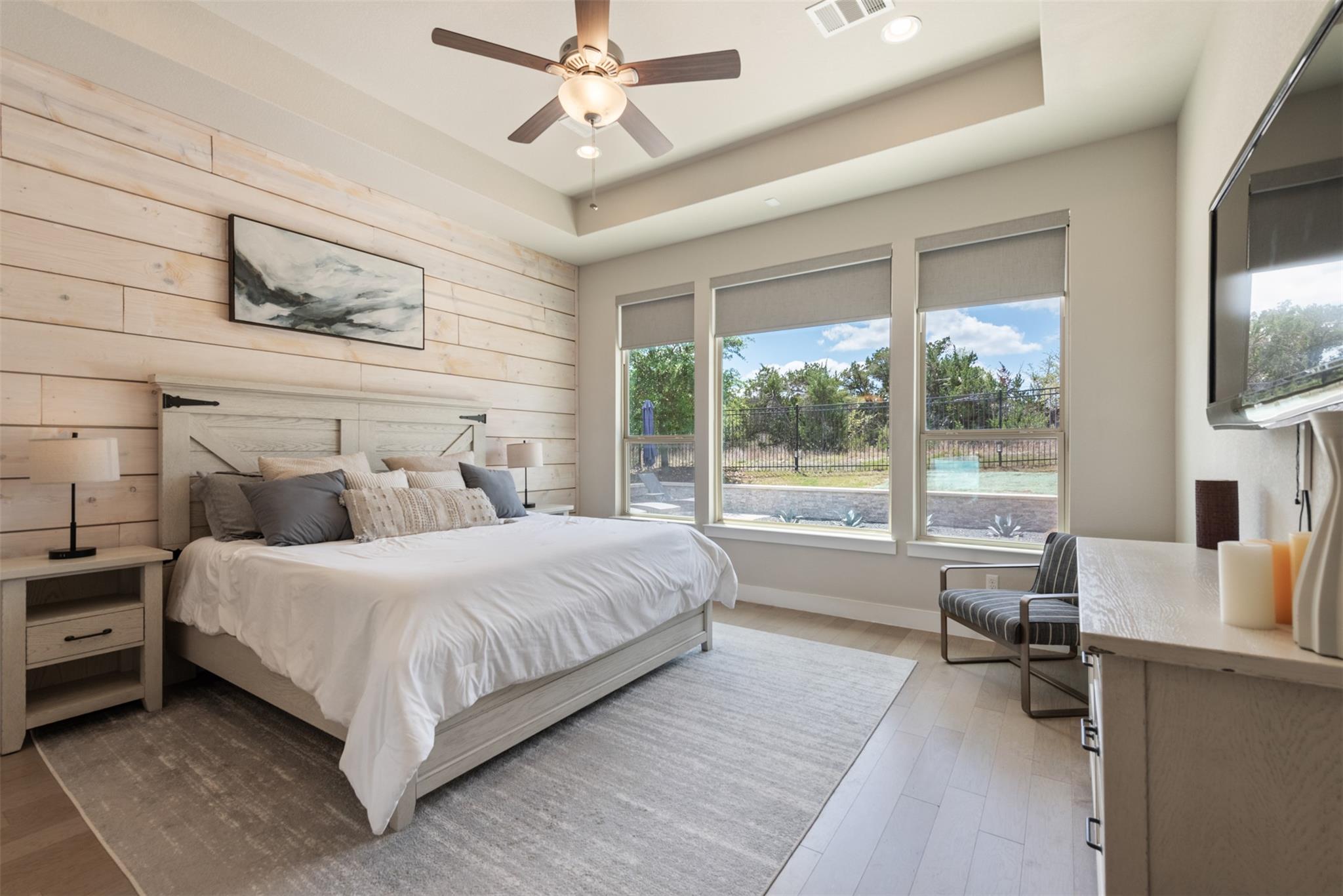 654 Dayridge Dr, Dripping Springs, TX 78620