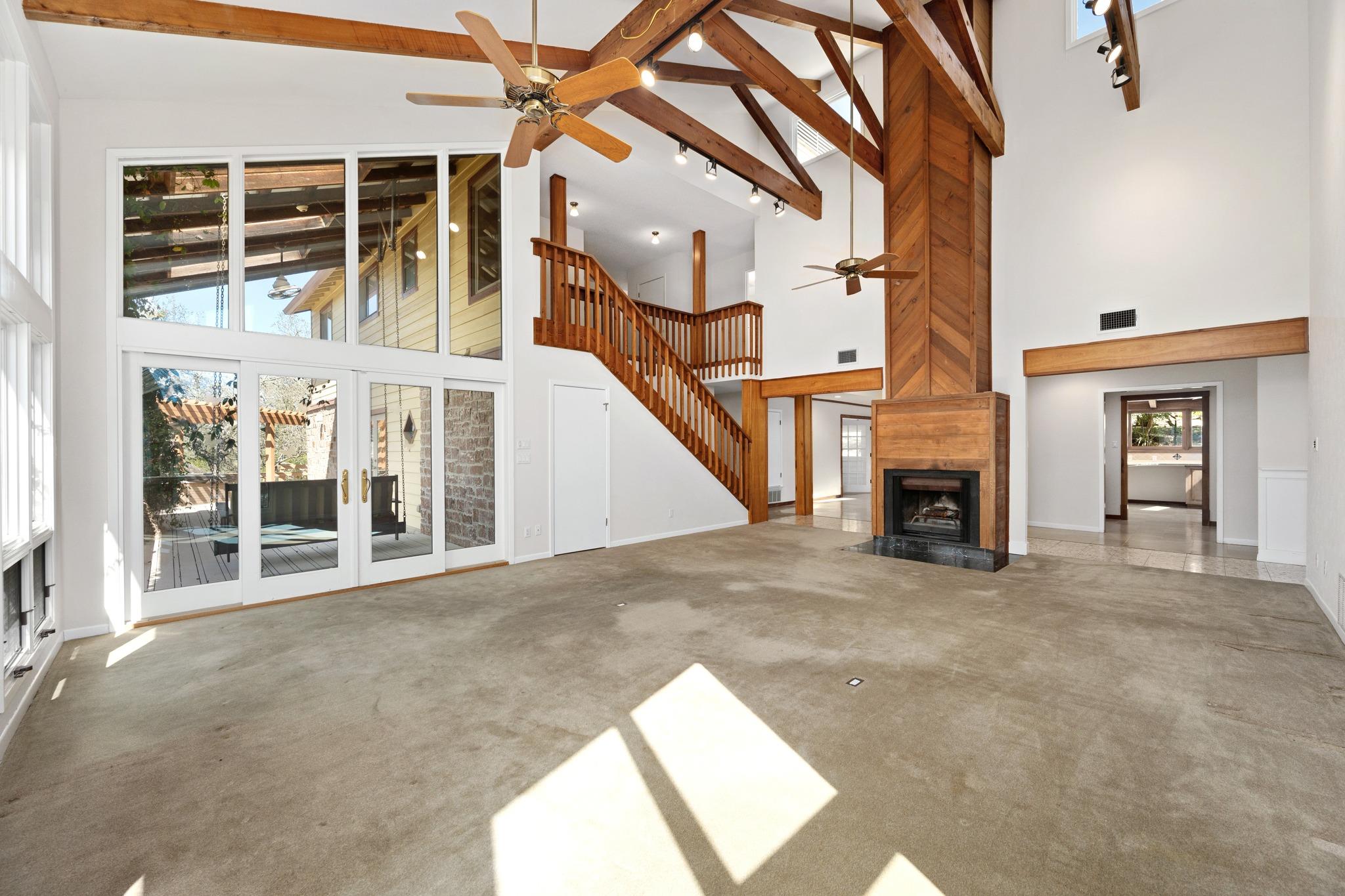 9106 Yucca Mountain Rd, Austin, TX 78759