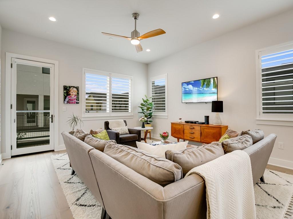 3900 Vantage Dr # 135, Austin, TX 78731