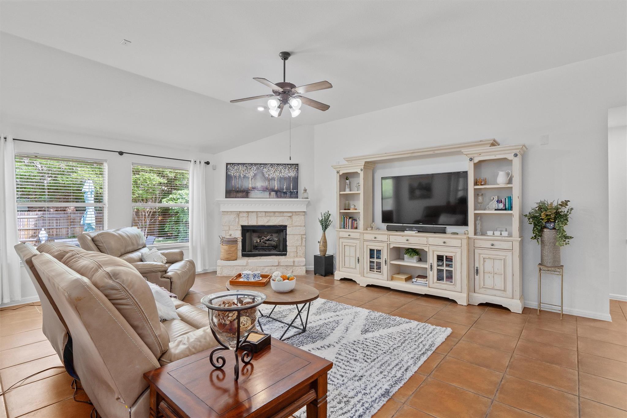 9437 Caves Valley Dr, Austin, TX 78717