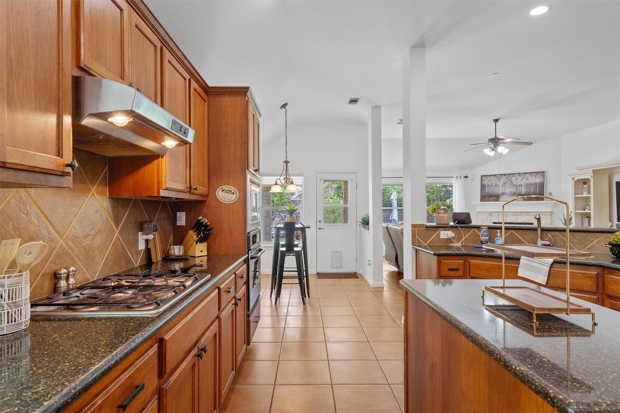 9437 Caves Valley Dr, Austin, TX 78717