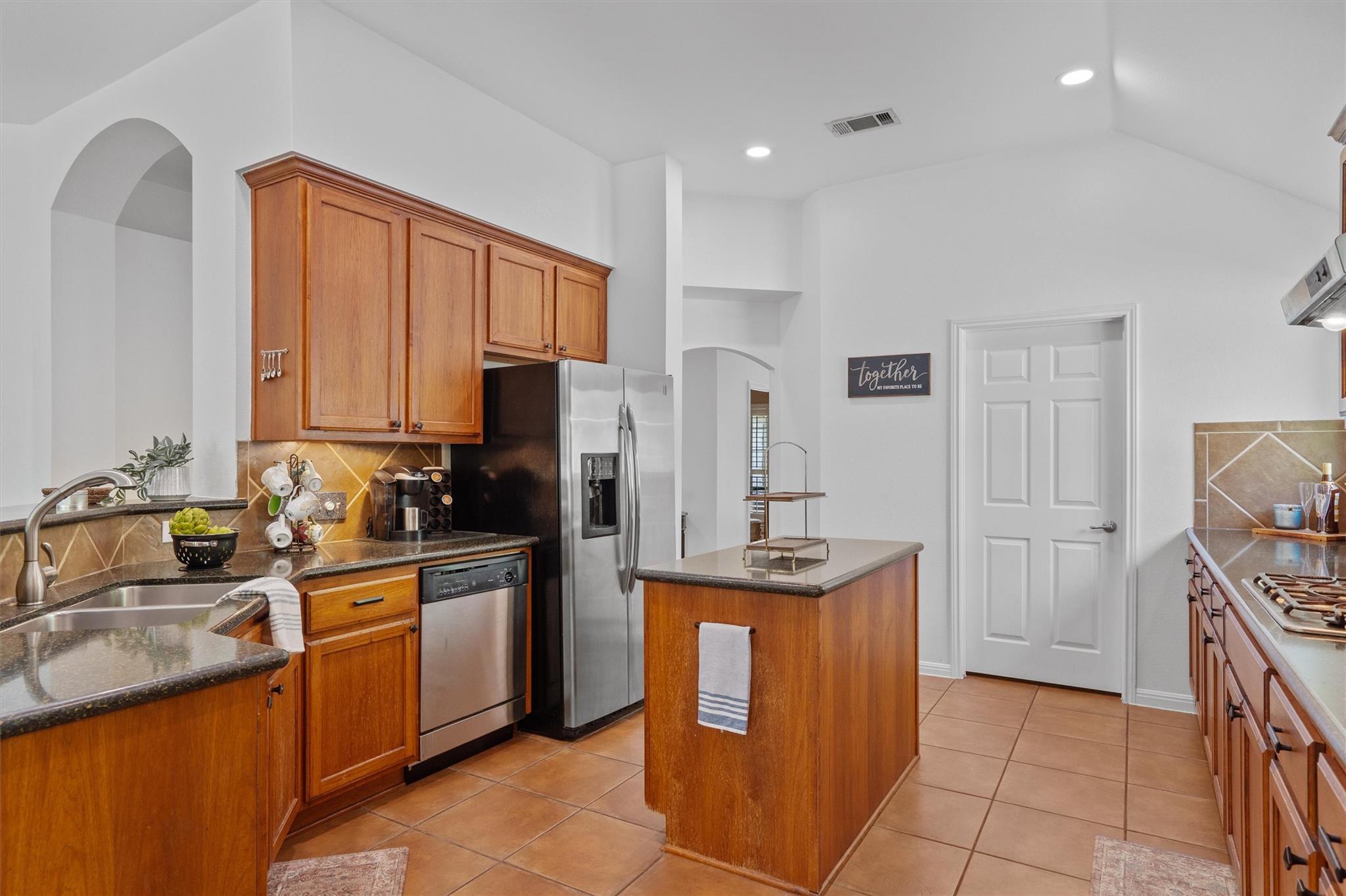 9437 Caves Valley Dr, Austin, TX 78717