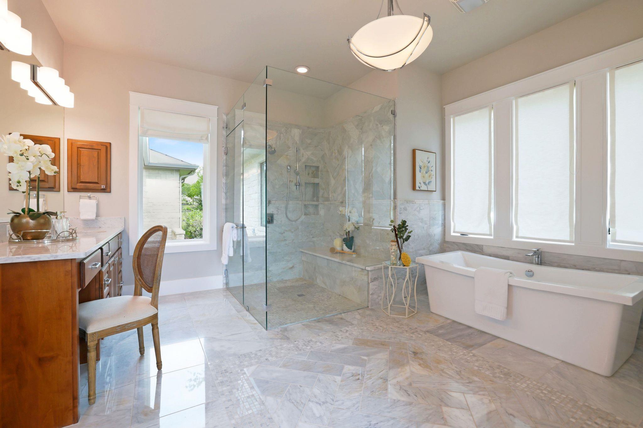 18601 Madrone Vista Dr, Austin, TX 78738