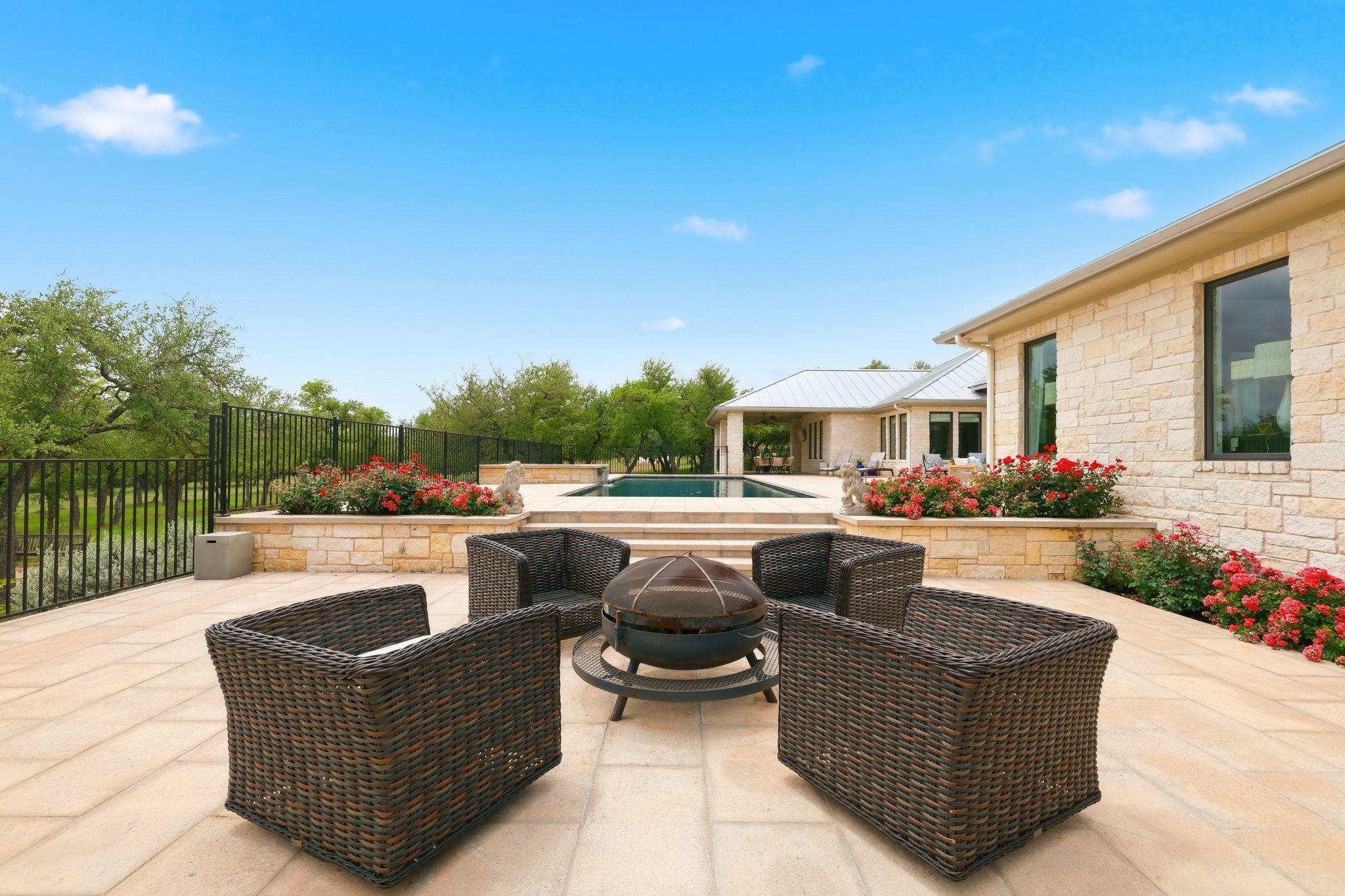 18601 Madrone Vista Dr, Austin, TX 78738