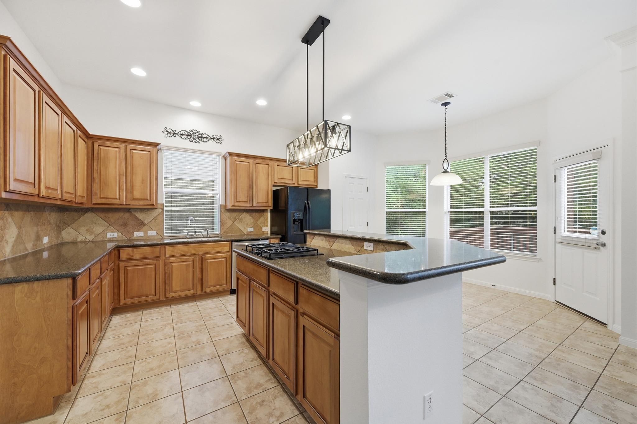 12600 Lee Park Ln, Austin, TX 78732