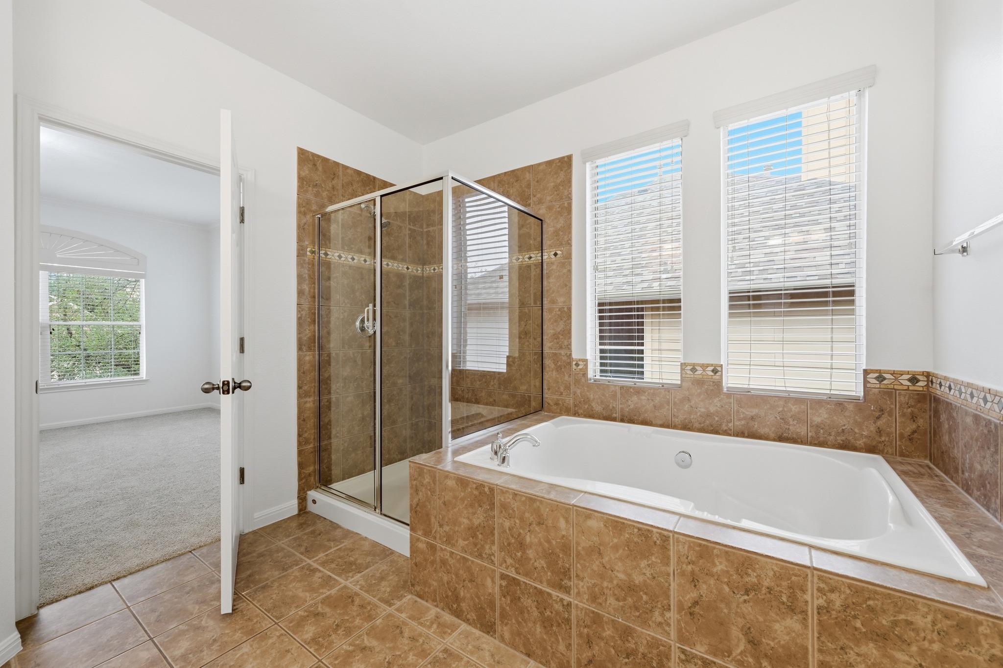 12600 Lee Park Ln, Austin, TX 78732