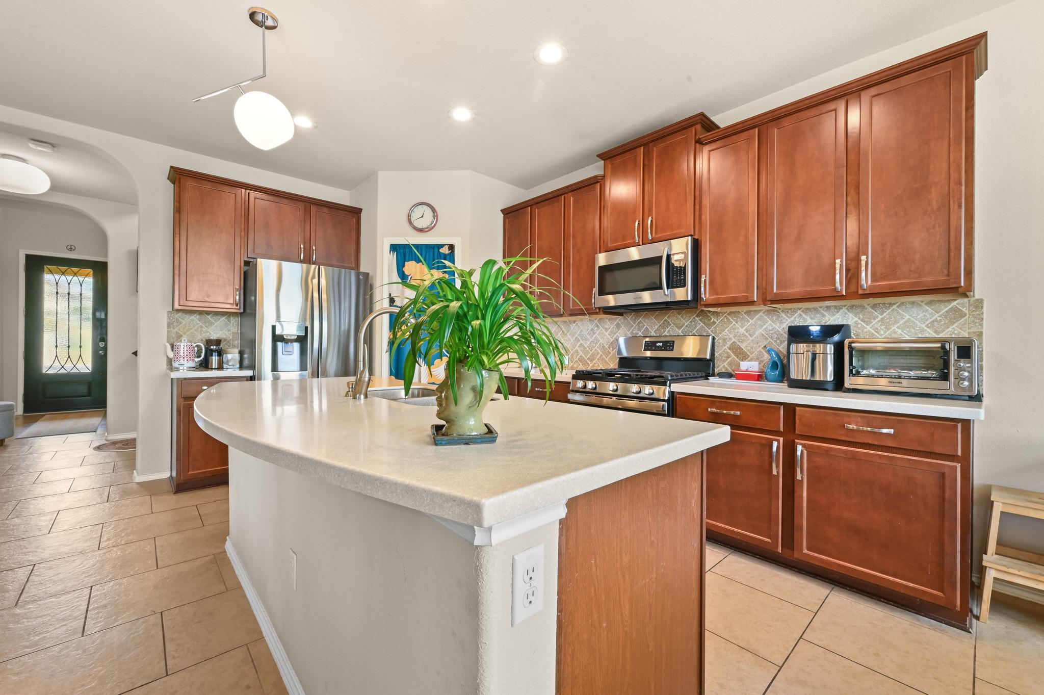 7201 Lookout Bluff Ter # D14, Austin, TX 78735