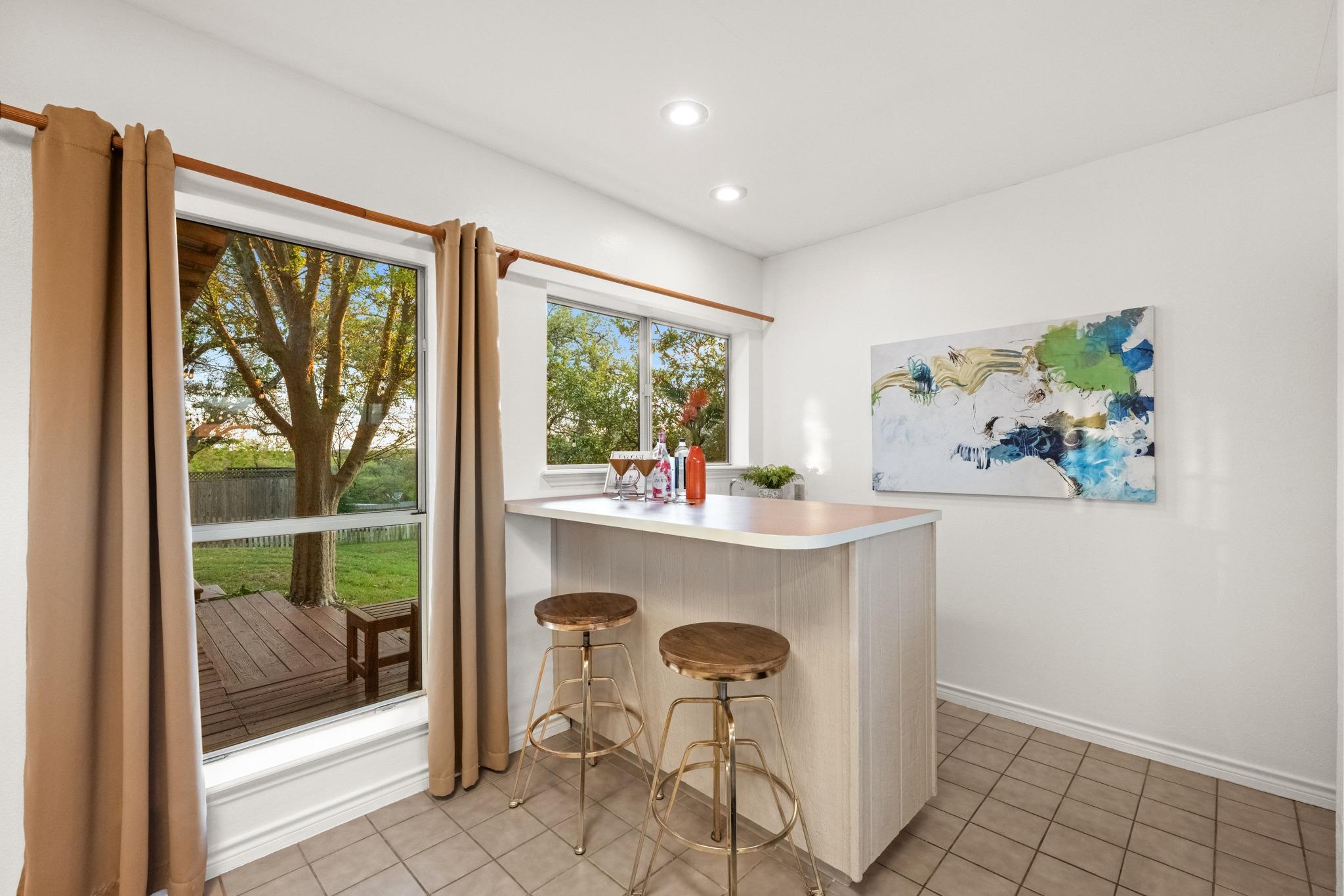 8400 Candelaria Dr, Austin, TX 78737