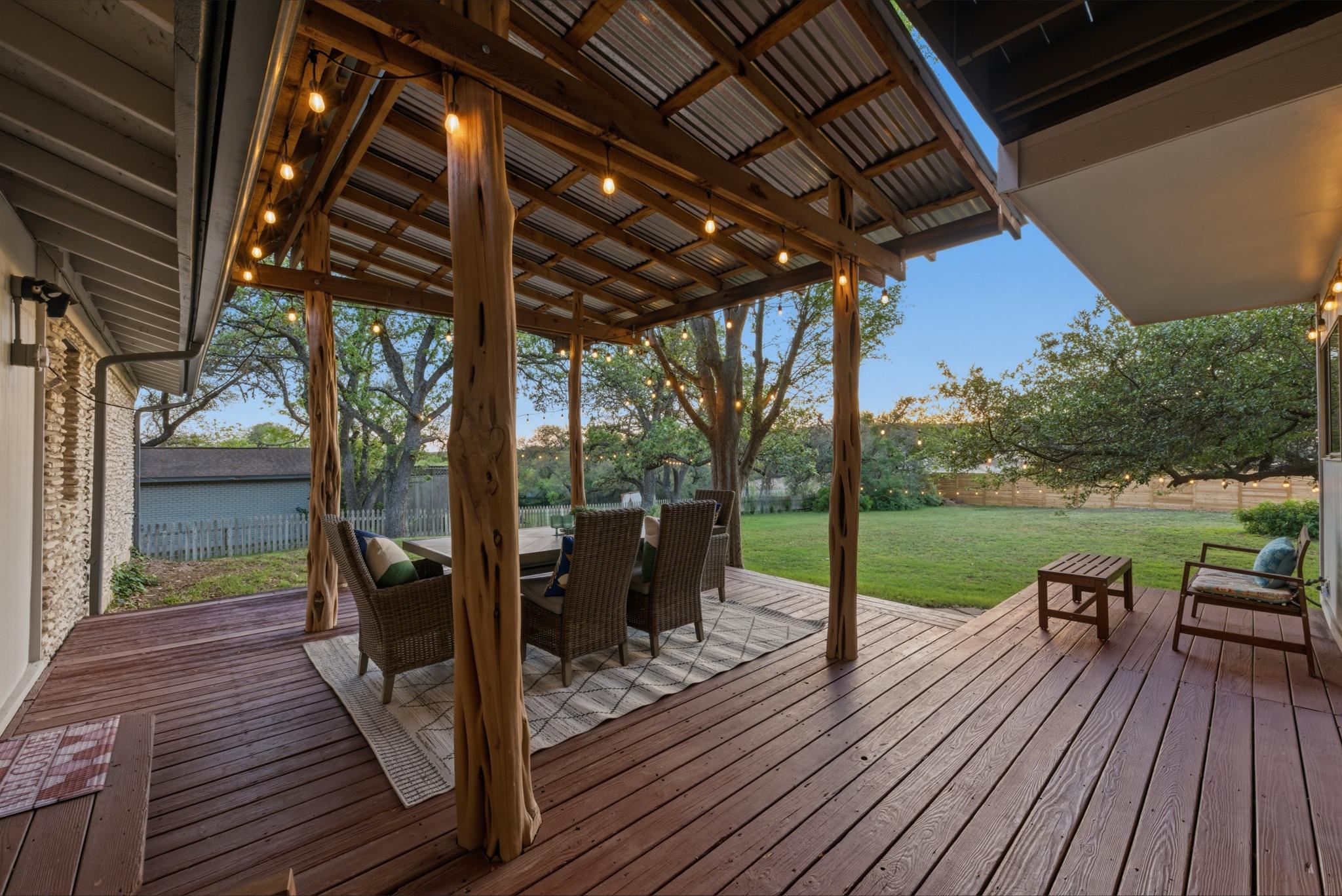 8400 Candelaria Dr, Austin, TX 78737