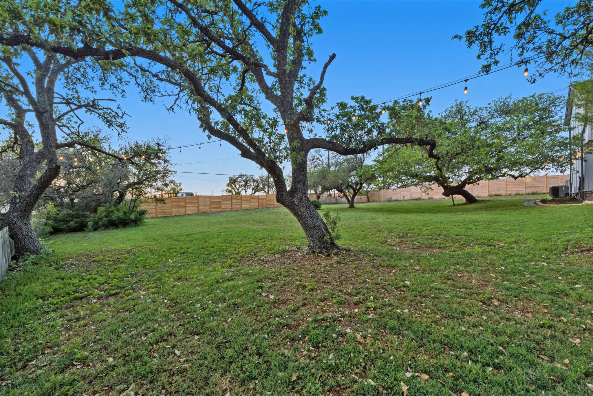 8400 Candelaria Dr, Austin, TX 78737