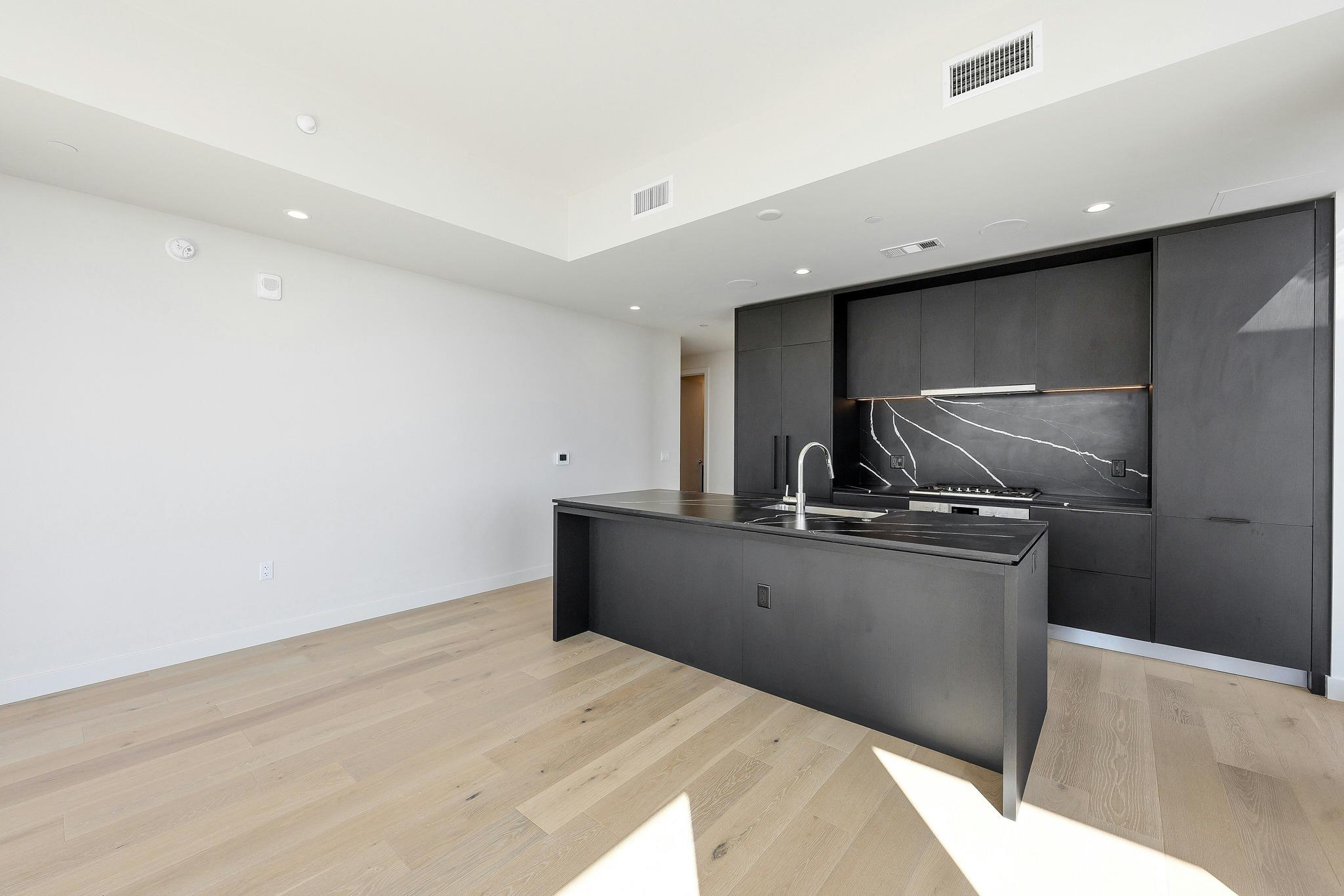 44 East Ave # 3010, Austin, TX 78701