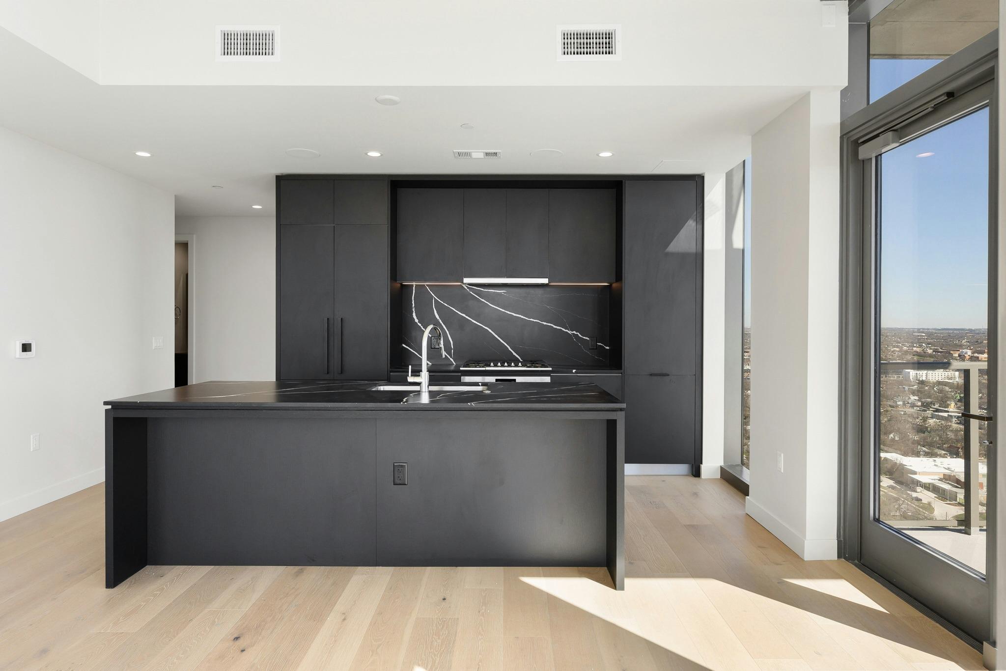 44 East Ave # 3010, Austin, TX 78701