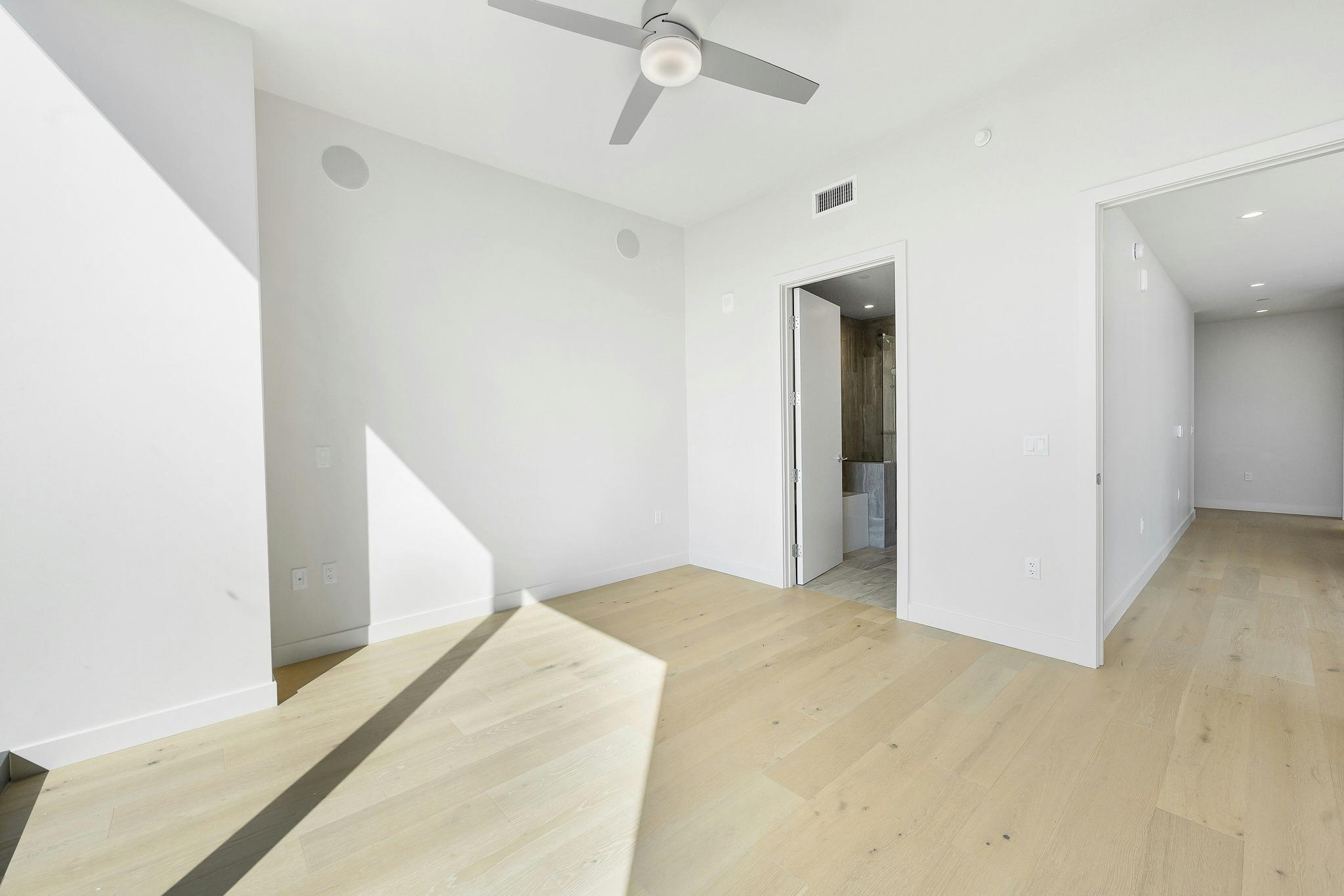 44 East Ave # 3010, Austin, TX 78701