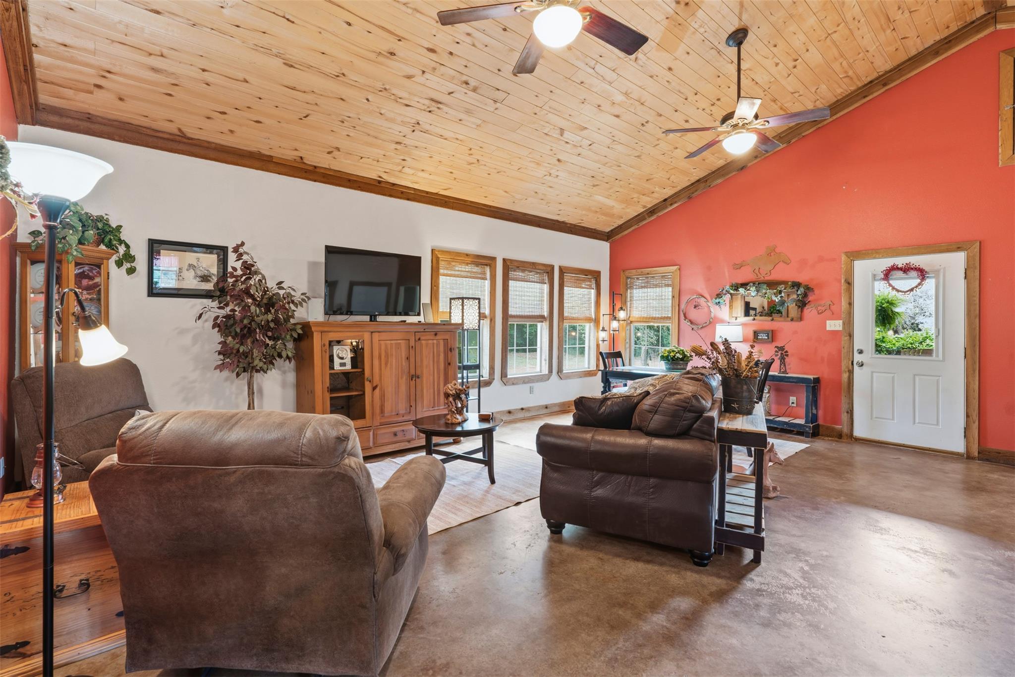 10996 CR 311, Rockdale, TX 76567