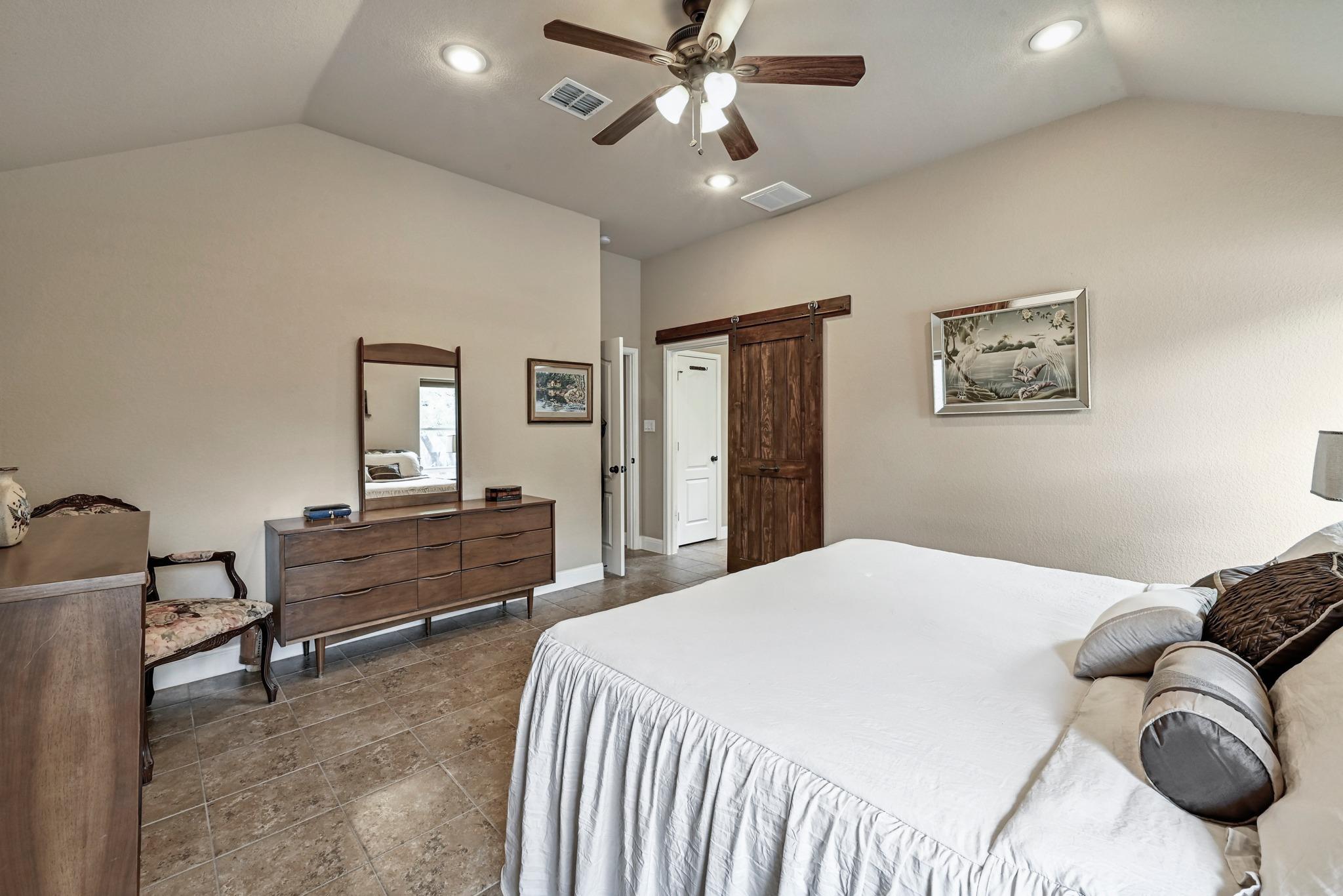 615 Mountain Crest Dr, Wimberley, TX 78676