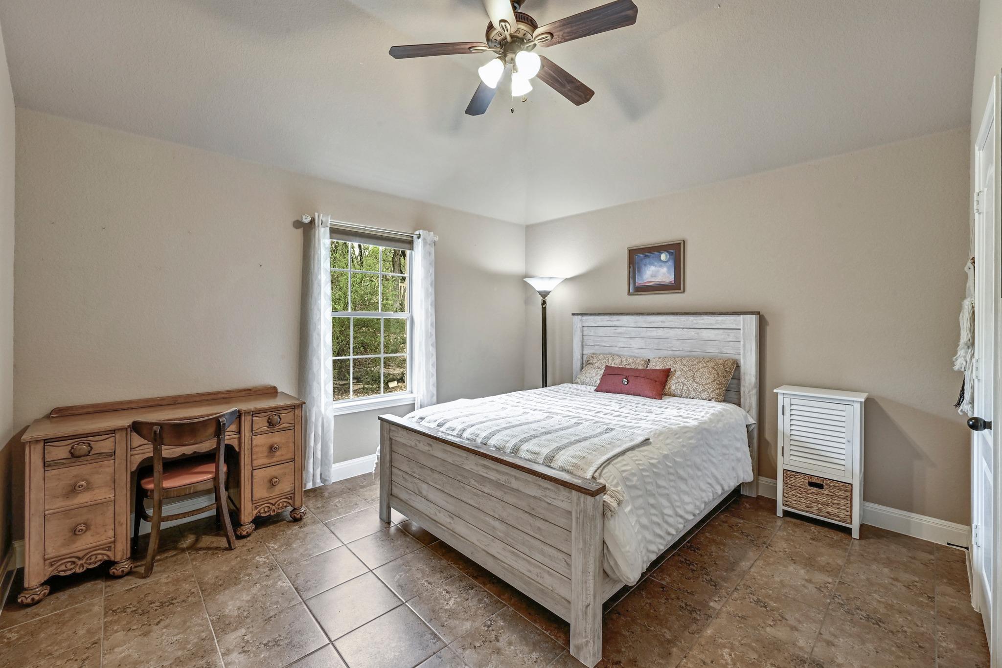 615 Mountain Crest Dr, Wimberley, TX 78676