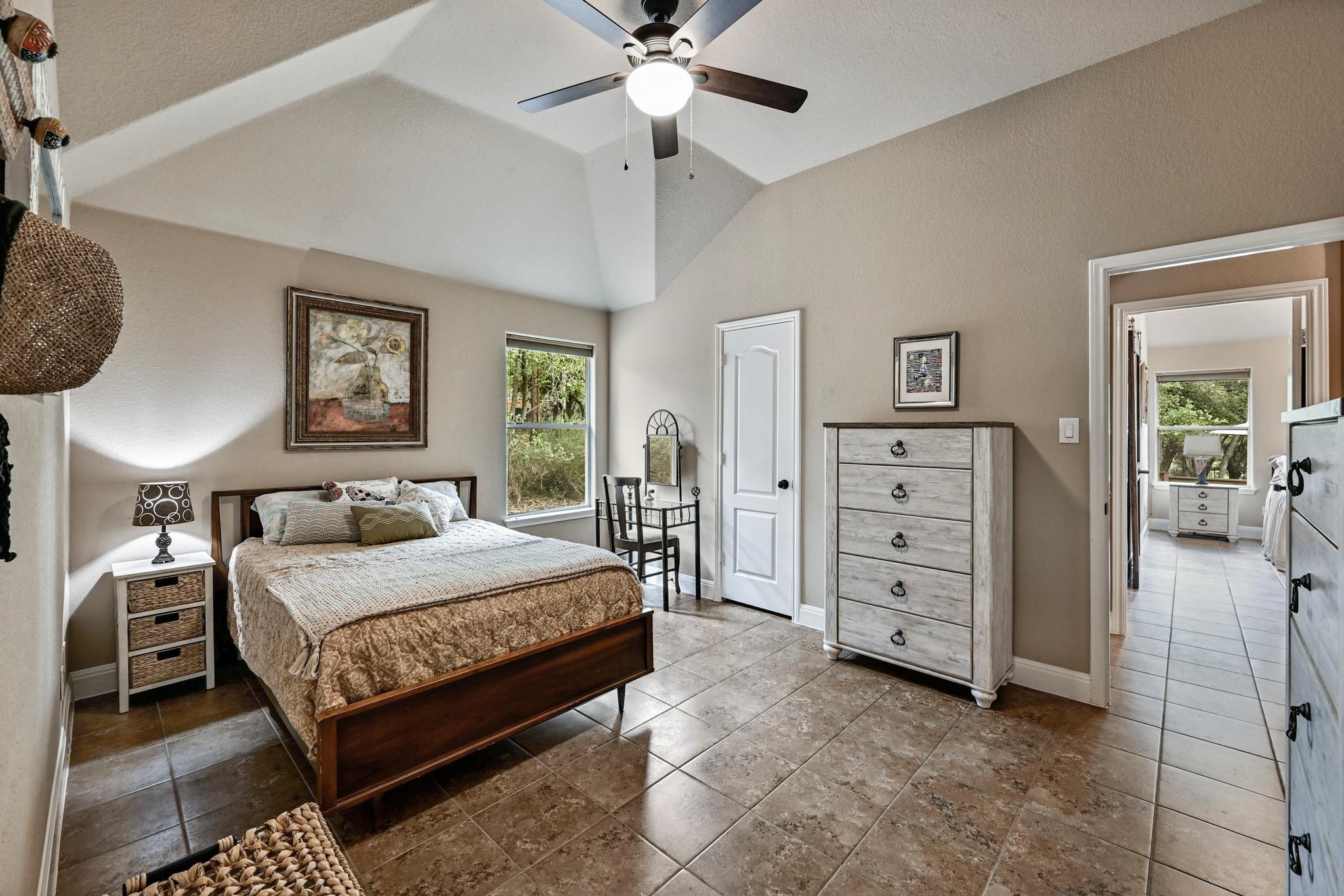 615 Mountain Crest Dr, Wimberley, TX 78676